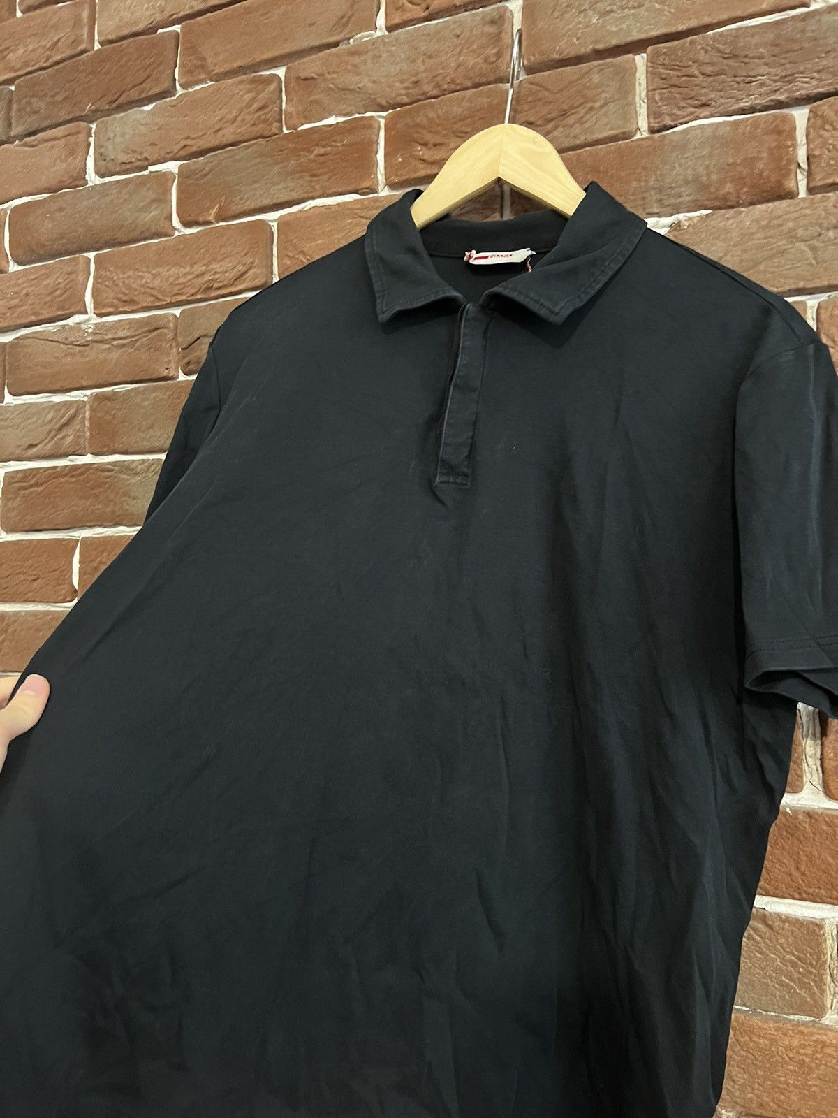 Prada Prada Red Tab Casual Polo Logo Luxury Designer L Black Size US L / EU 52-54 / 3 - 5 Thumbnail