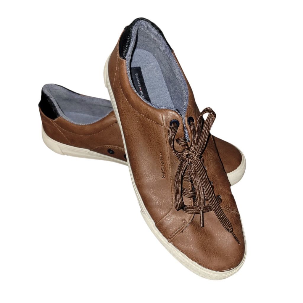 Tommy Hilfiger Tommy Hilfiger Men’s Low Top Lace-up Leather Sneakers 10.5 Size US 10.5 / EU 43-44 - 1 Thumbnail