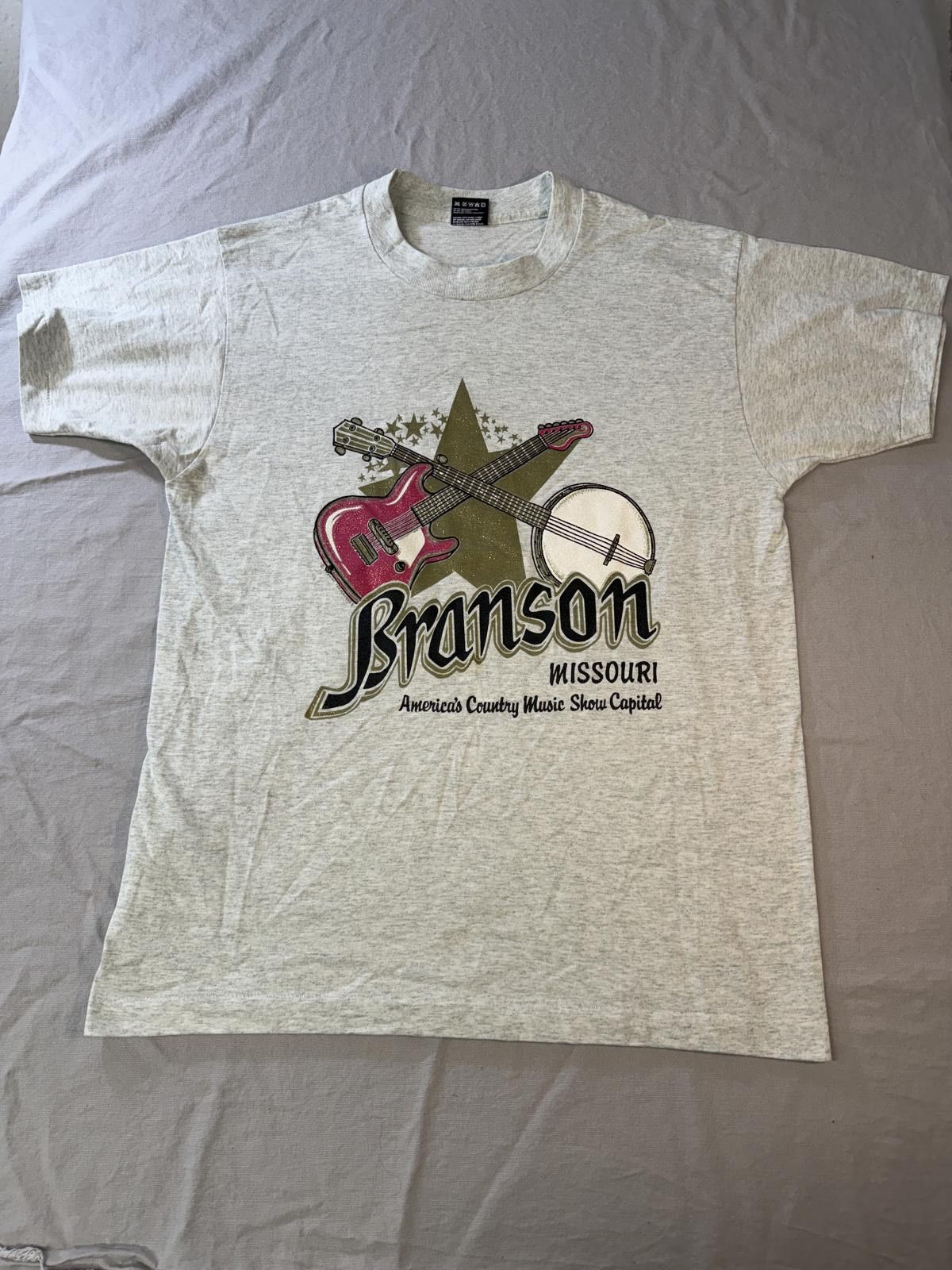 Fruit Of The Loom VTG Branson Missouri T-shirt Guitar and Banjo Tee - L Size US L / EU 52-54 / 3 - 1 Thumbnail