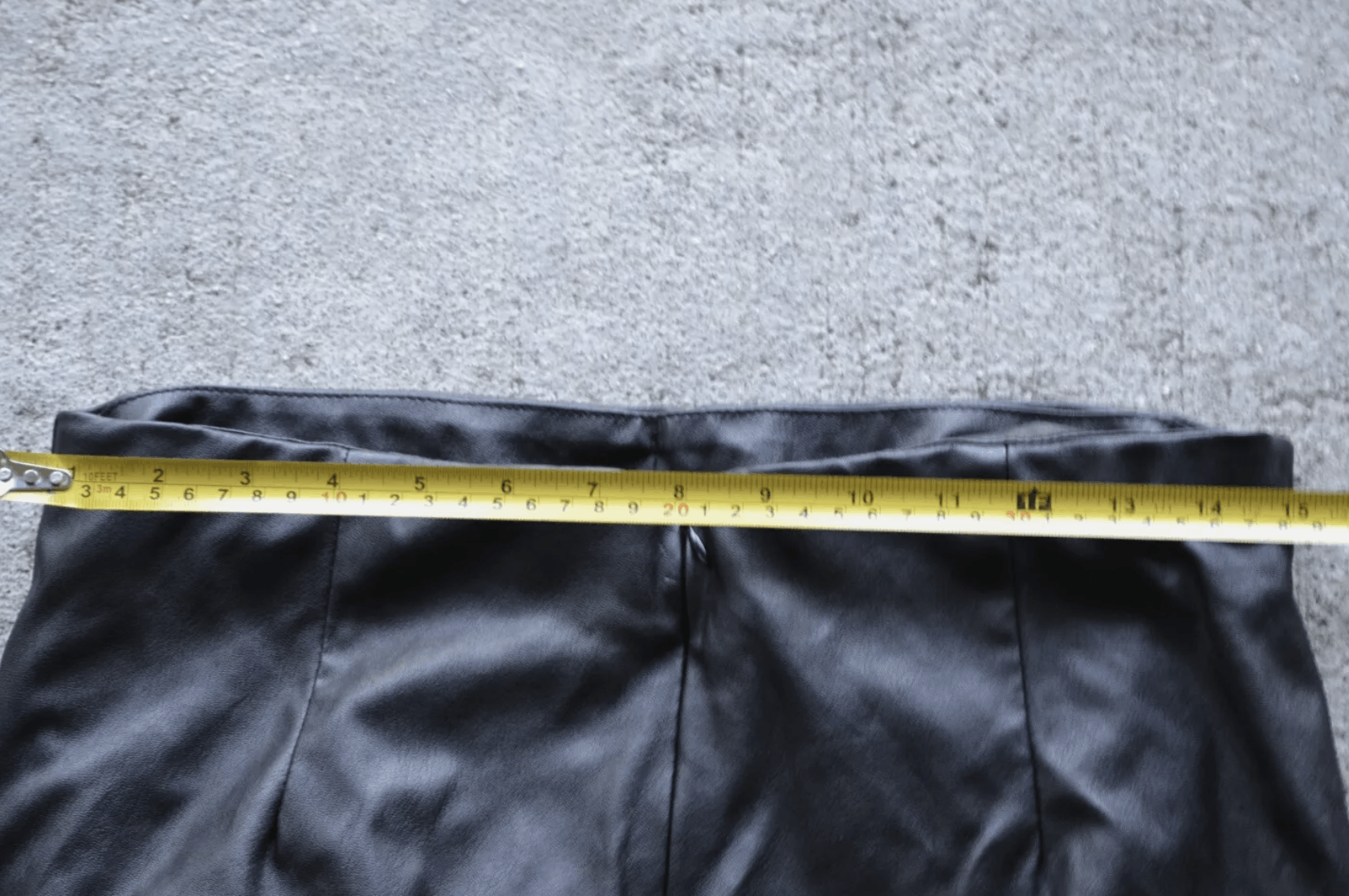 Vintage vintage y2k like an angel skirt size large pleather Size 32" / US 10 / IT 46 - 6 Thumbnail