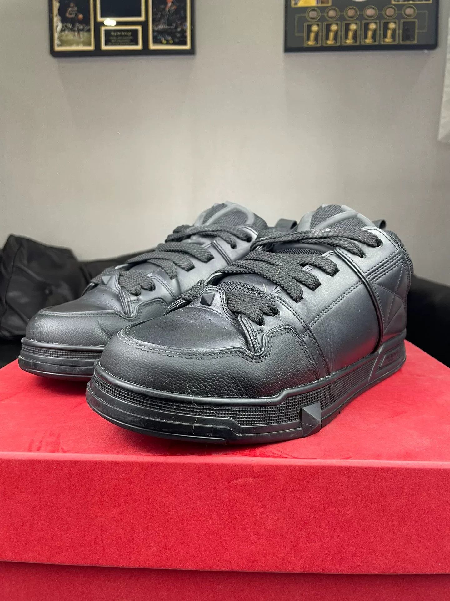 Valentino Valentino Black Lowtop Sneakers 8.5 Men Size US 8.5 / EU 41-42 - 1 Thumbnail