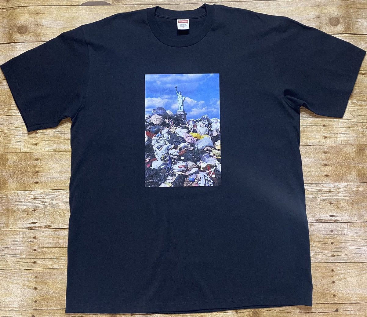 image of Supreme Trash Tee in Black, Men's (Size XL)