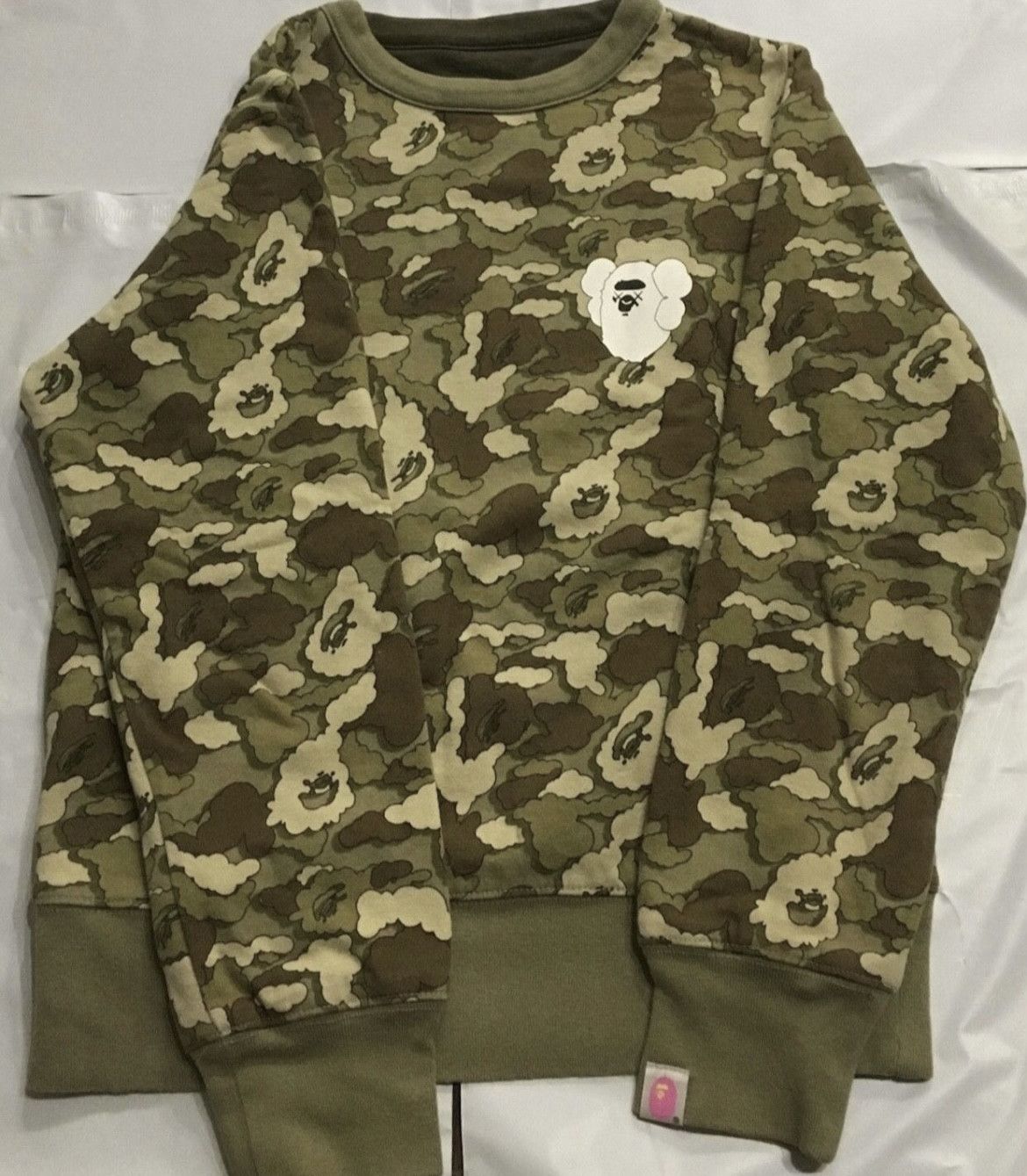 Bape Bape x Kaws Camo Reversible Crewneck Size XS / US 0-2 / IT 36-38 - 1 Thumbnail