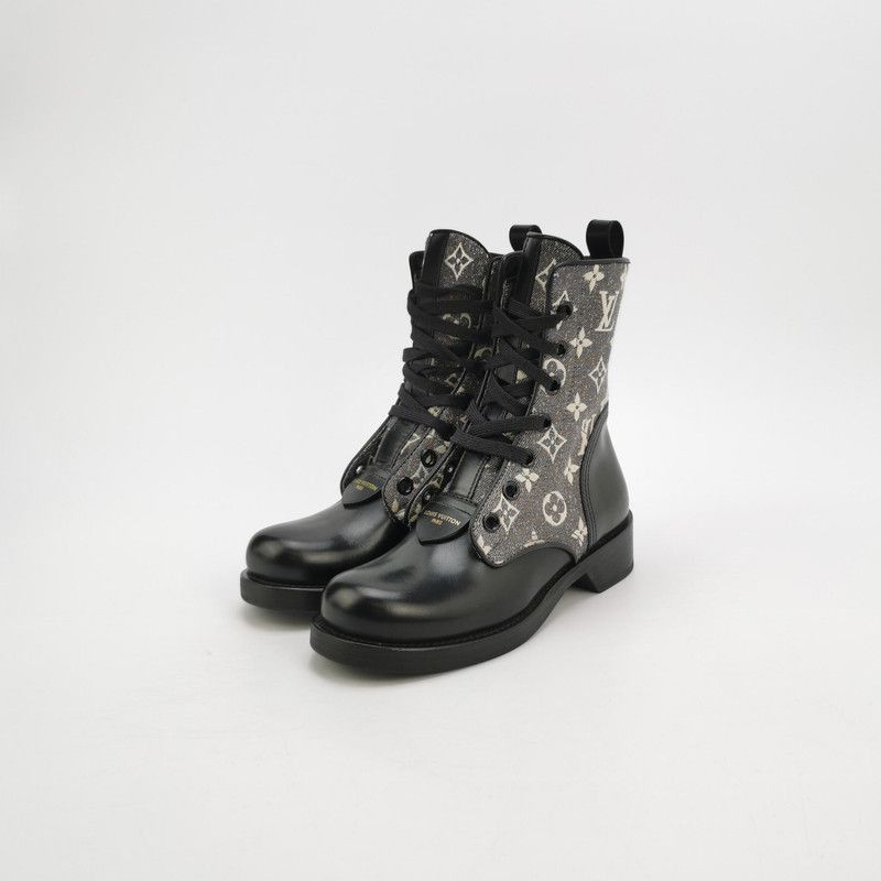 Louis Vuitton Louis Vuitton Metropolis Gray Lace-Up Short Boots Size US 6 / IT 36 - 1 Thumbnail