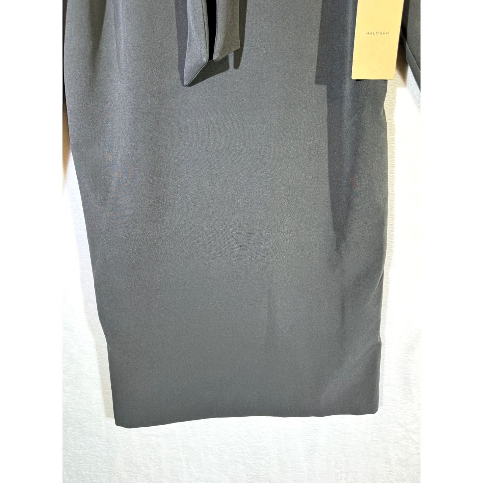 Vintage VINTAGE Halogen Women’s Shift Dress Small Black Polyester Stretch Tie Neck Pullover Size S / US 4 / IT 40 - 3 Thumbnail