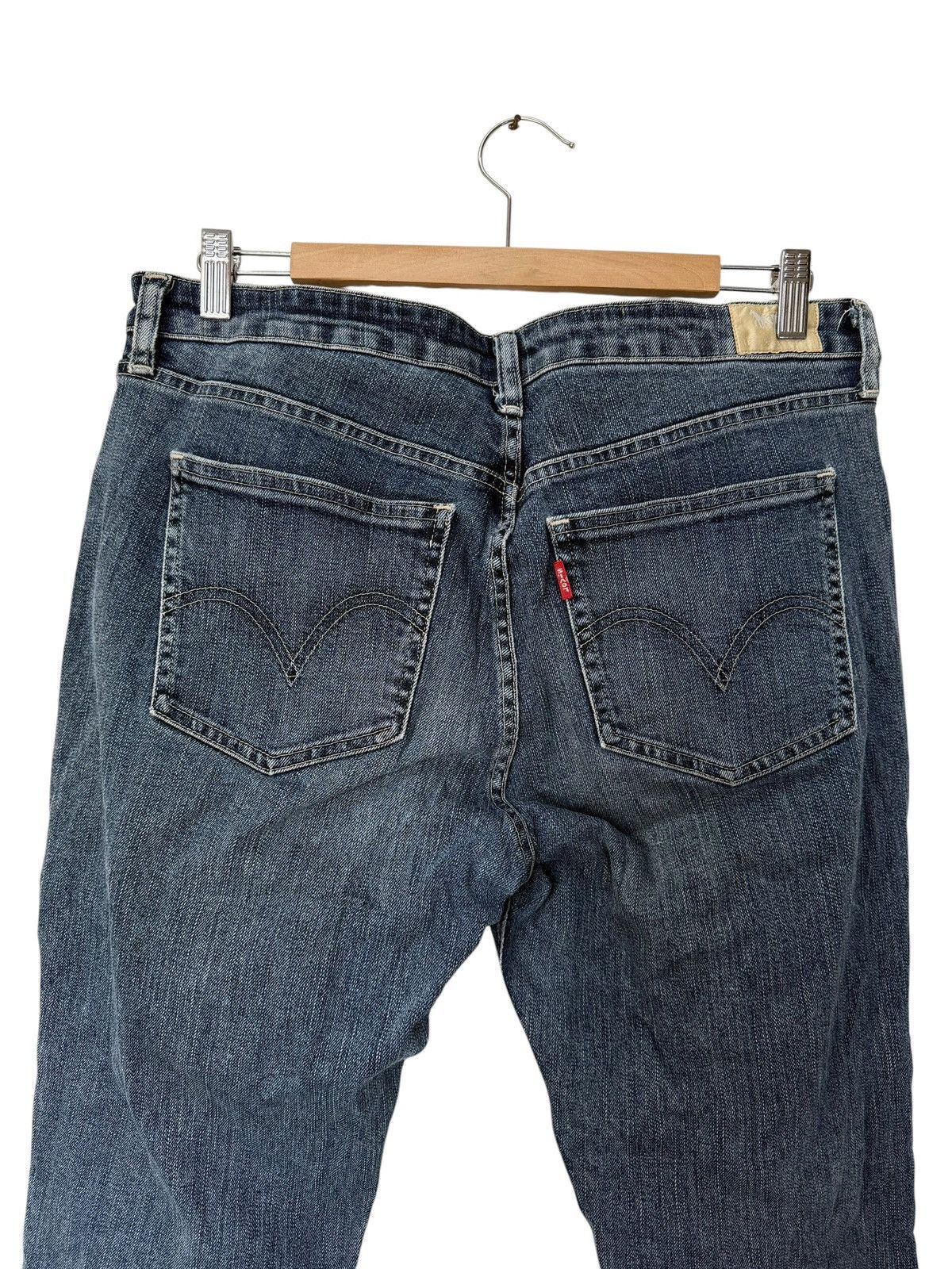 Levi's Vintage Levi’s Medium Wash Denim Jeans Size US 34 / EU 50 - 7 Thumbnail