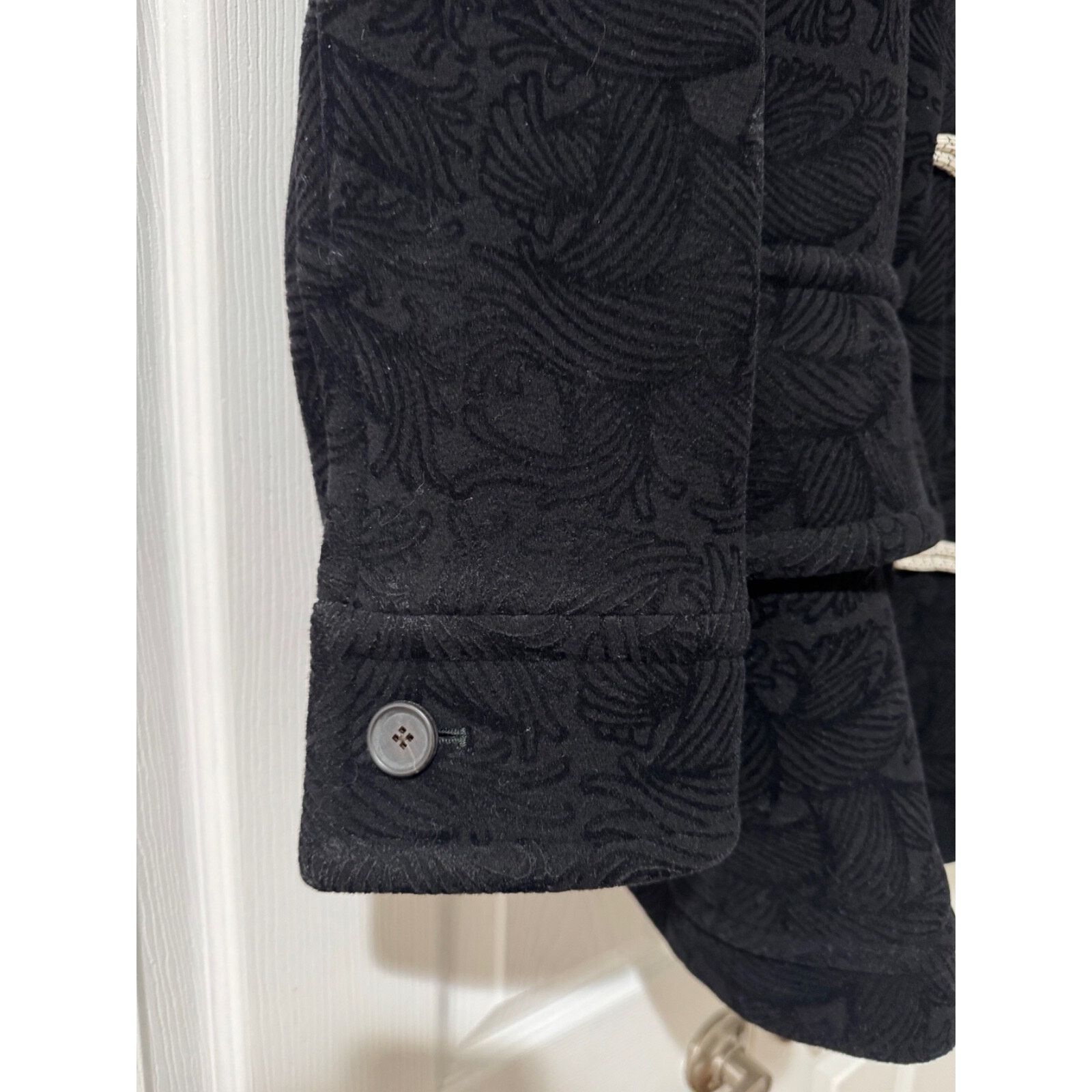 Louis Vuitton Louis Vuitton Kim Jones Nemeth Black Horn Coat Jacket 50 Size US M / EU 48-50 / 2 - 8 Thumbnail