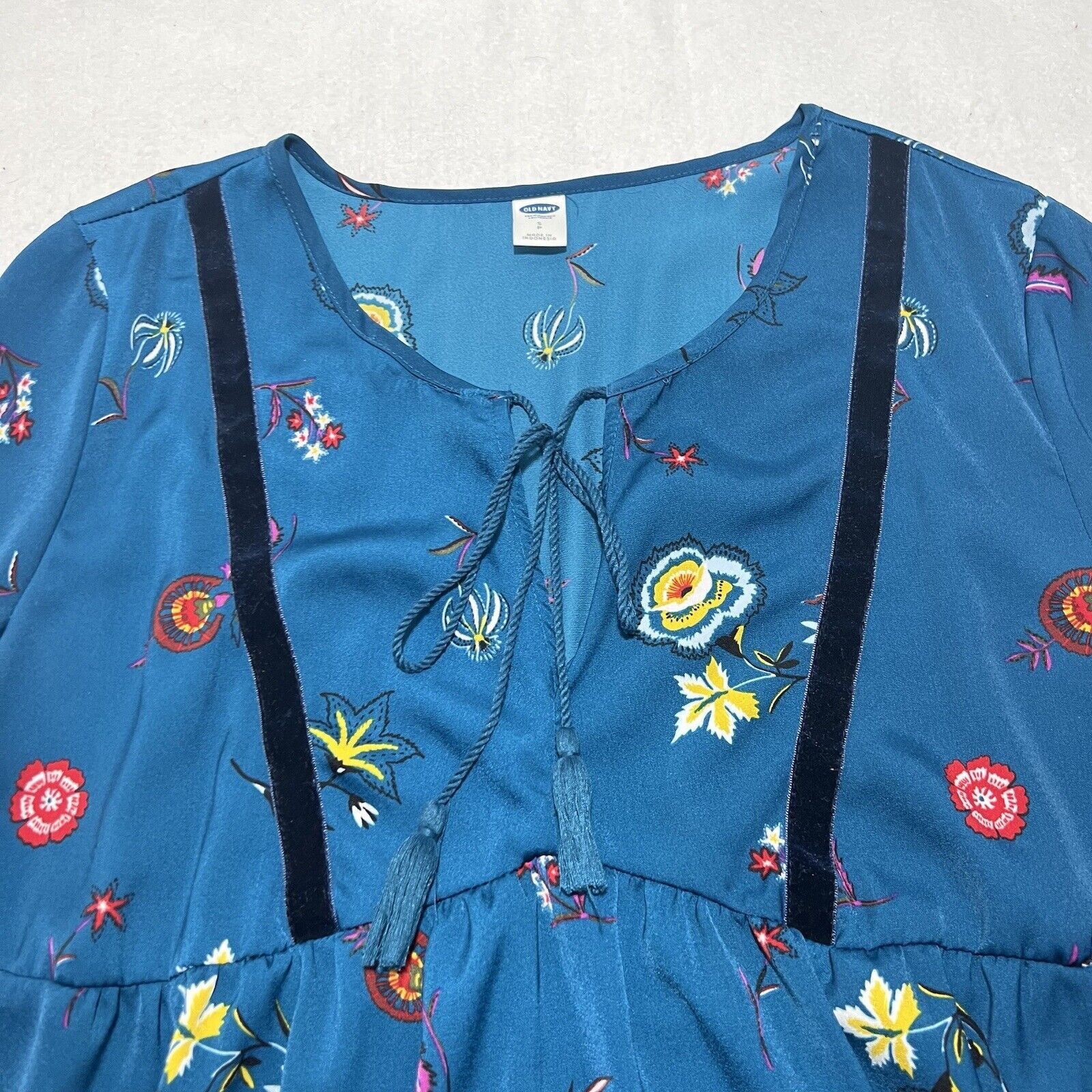 Old Navy Old Navy Women's Small Blue Colorful Floral Tie Shift Dress Size S / US 4 / IT 40 - 2 Thumbnail