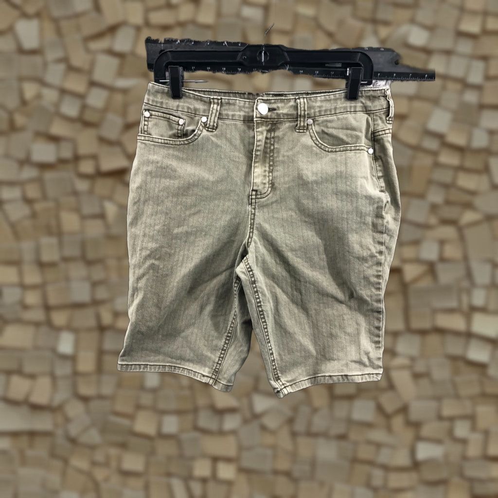 Vintage Christopher & Banks Bermuda Shorts Womens Size 6 Mid Rise Beige Medium Wash Denim 5-Pocket Classic Casual Womens Bermuda Shorts Size 28" / US 6 / IT 42 - 1 Thumbnail