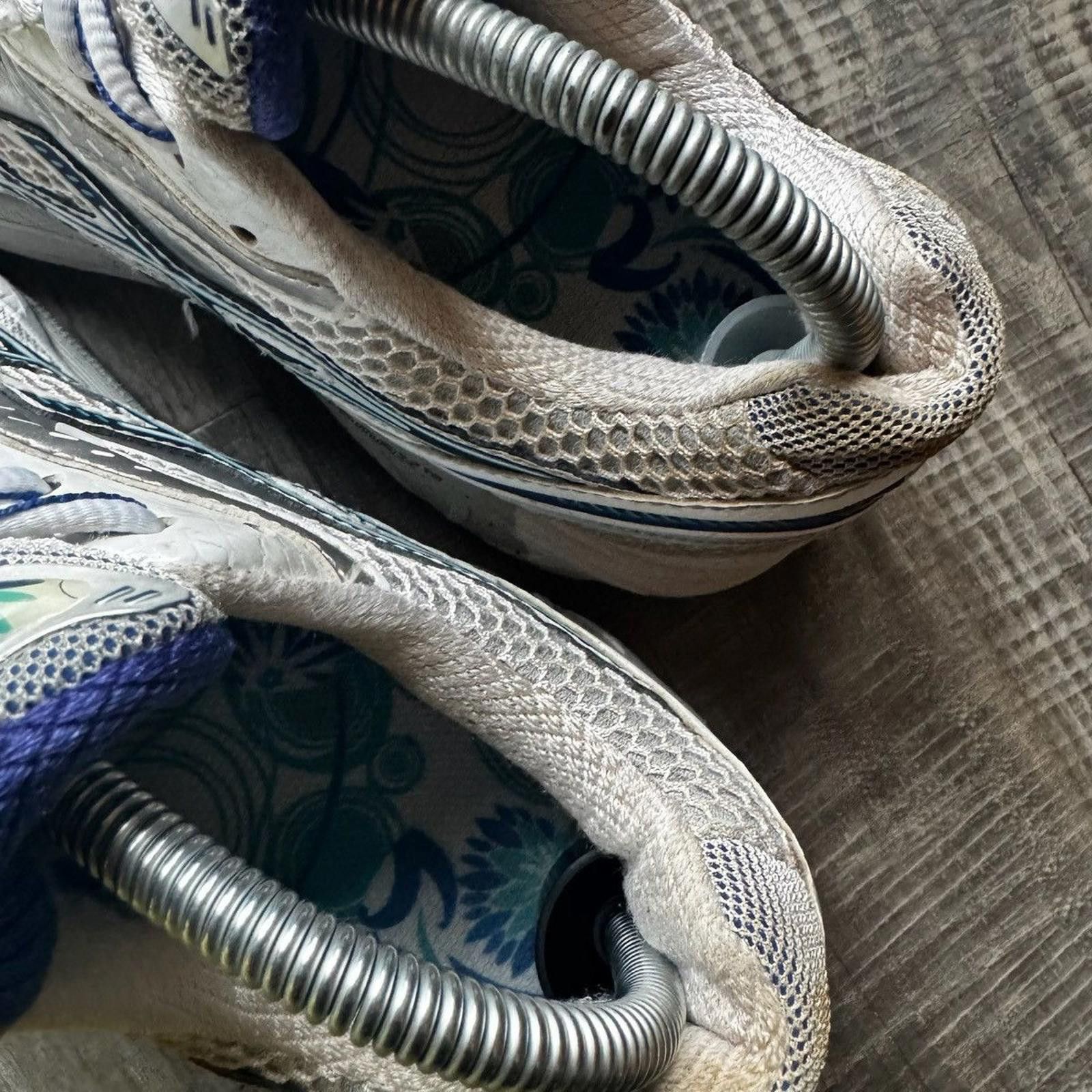 Asics ASICS • WMNS GT-2160 (7M) Size US 7 / EU 40 - 8 Thumbnail