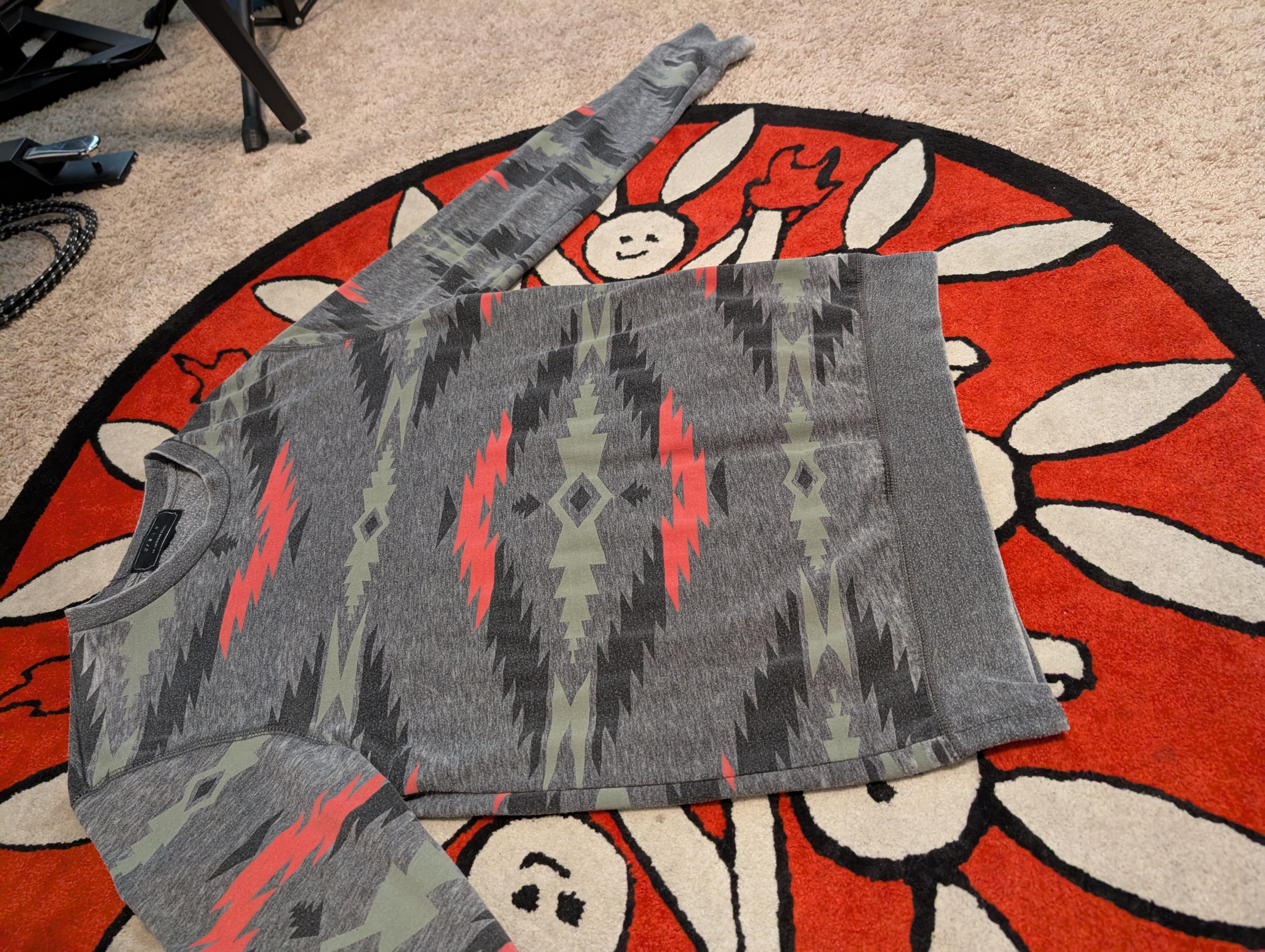 21 Men Tribal Print Seater Size US S / EU 44-46 / 1 - 3 Thumbnail