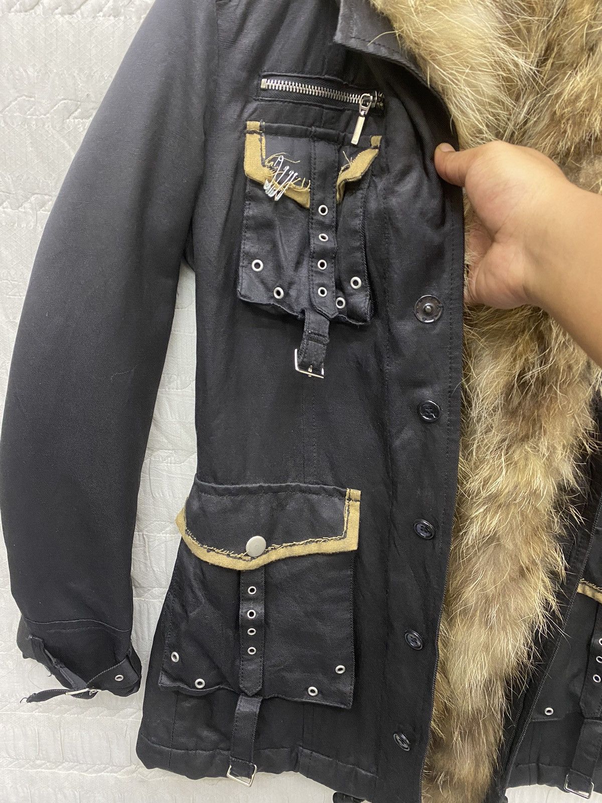 Seditionaries × Tornado Mart (P) ARCHIVE💥TORNADO MART BONDAGE WAXED FUR JACKET Size M / US 6-8 / IT 42-44 - 9 Thumbnail