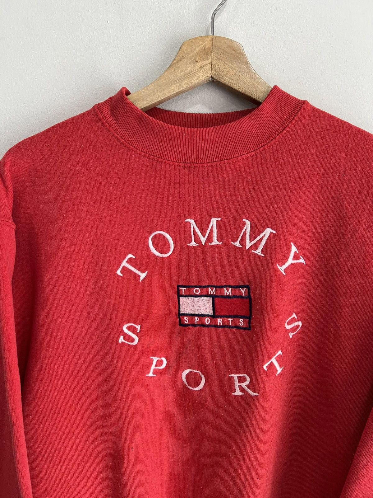 Vintage Vintage Tommy Hilfiger Sports Sweater Sweatshirt Size US S / EU 44-46 / 1 - 2 Thumbnail