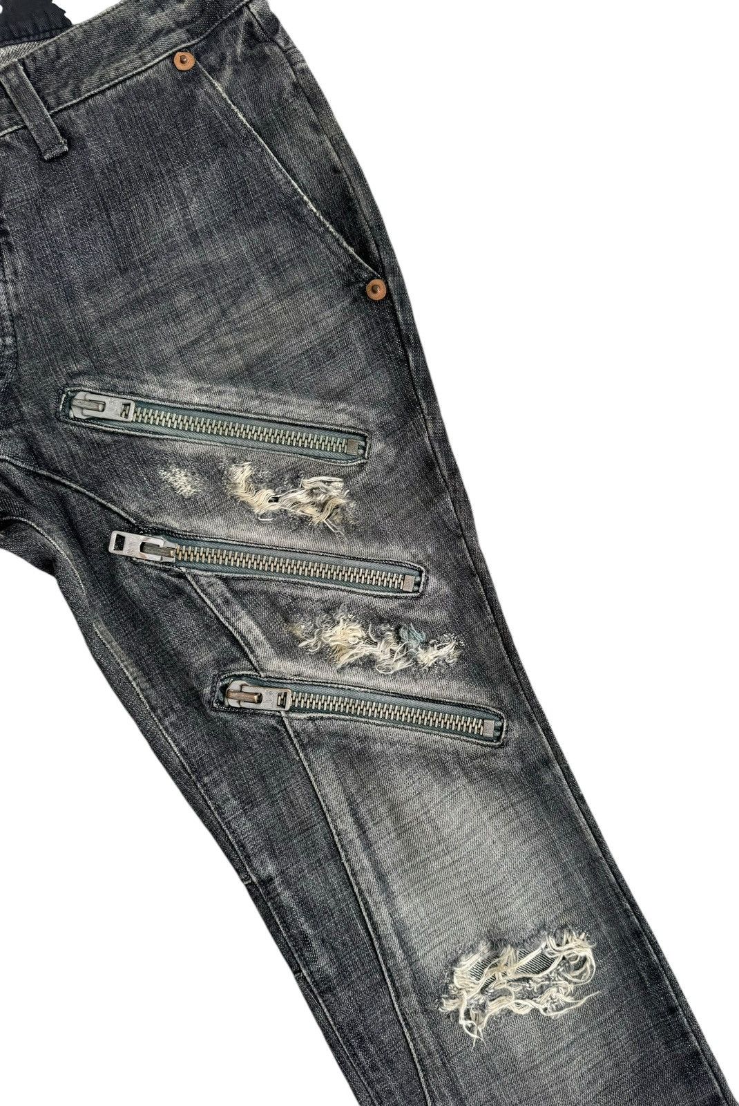 Japanese Brand ⚡️⚡️Izreel By Kazuhiro Takakura Distressed Jeans Zipper Size US 32 / EU 48 - 5 Thumbnail