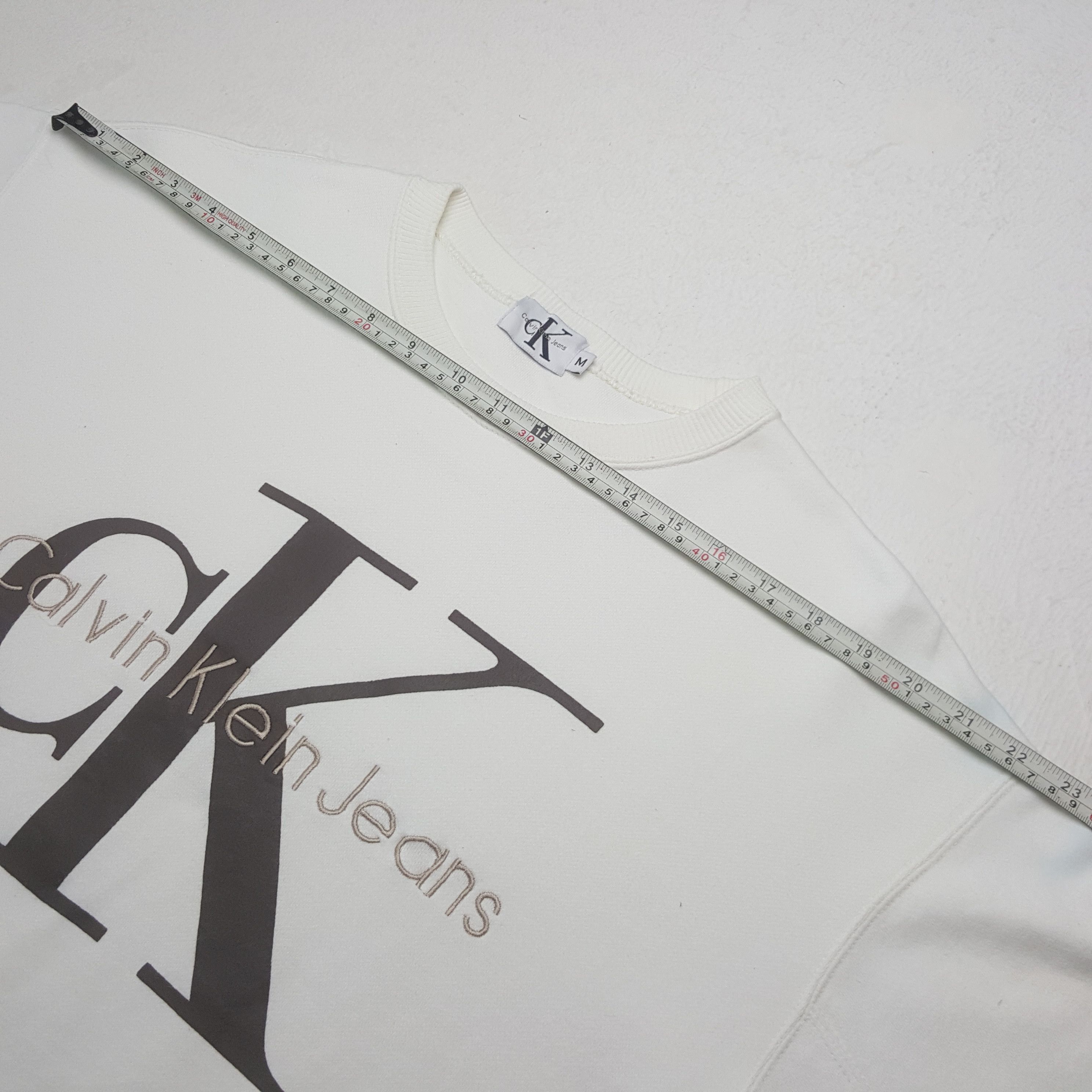 Calvin Klein Vintage Calvin Klein Jeans Designer Brand Sweatshirt C295N5 Size US M / EU 48-50 / 2 - 5 Thumbnail