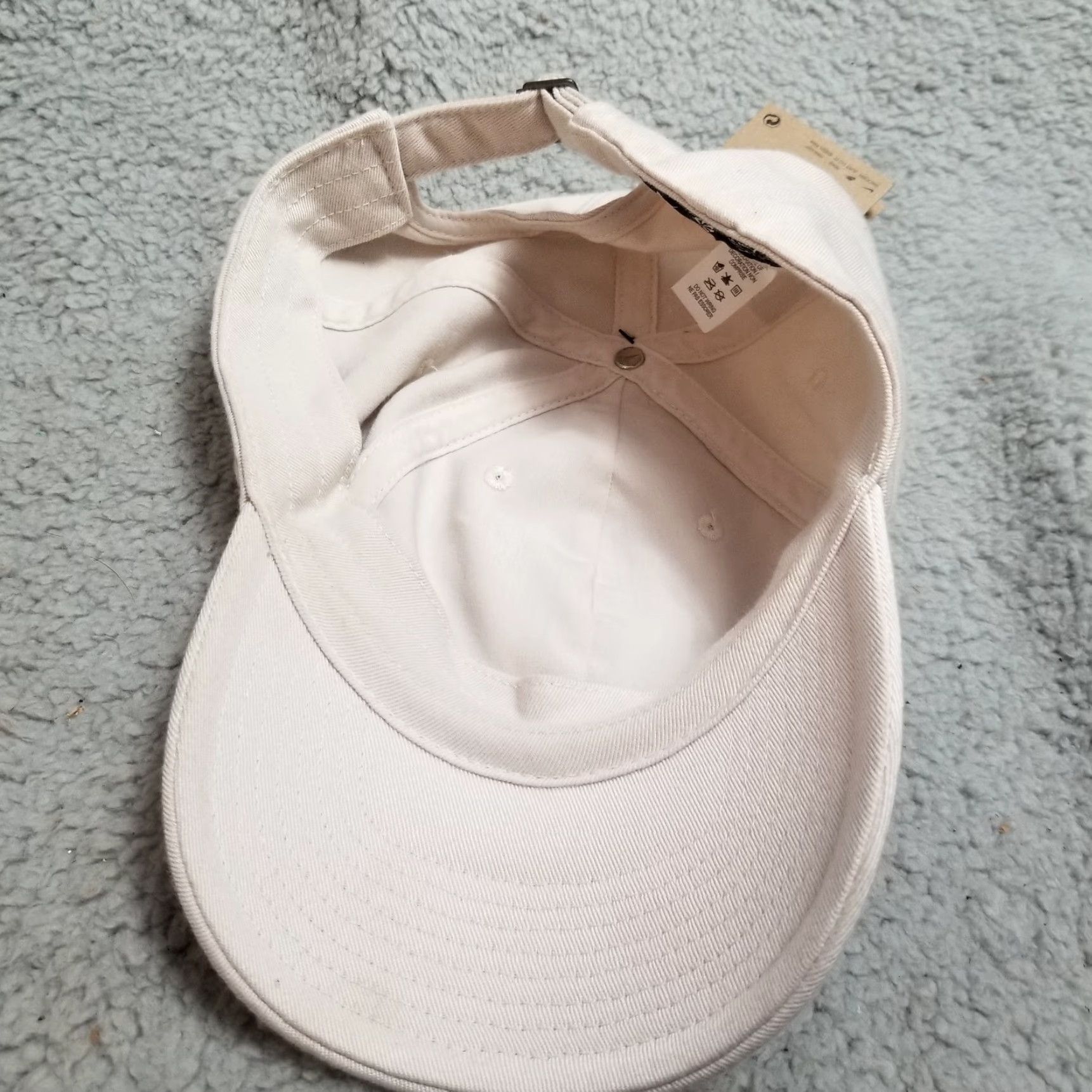 Nike Nike Hat Cap Strap Back M/L White Club Cap Swoosh Embroidered Mens Golf Tennis Size ONE SIZE - 2 Thumbnail