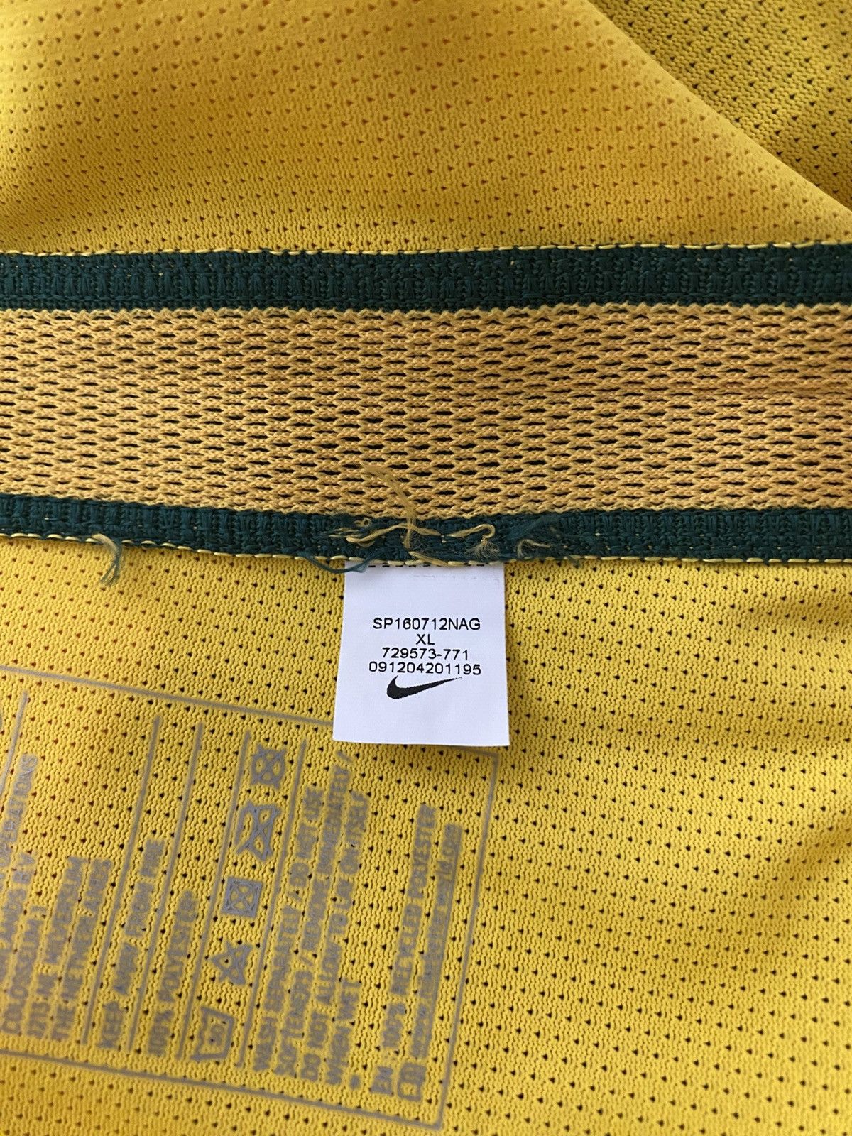 Nike Nike x Australia XL 2018 dswt nowa Home kit player issue Size US XL / EU 56 / 4 - 5 Thumbnail