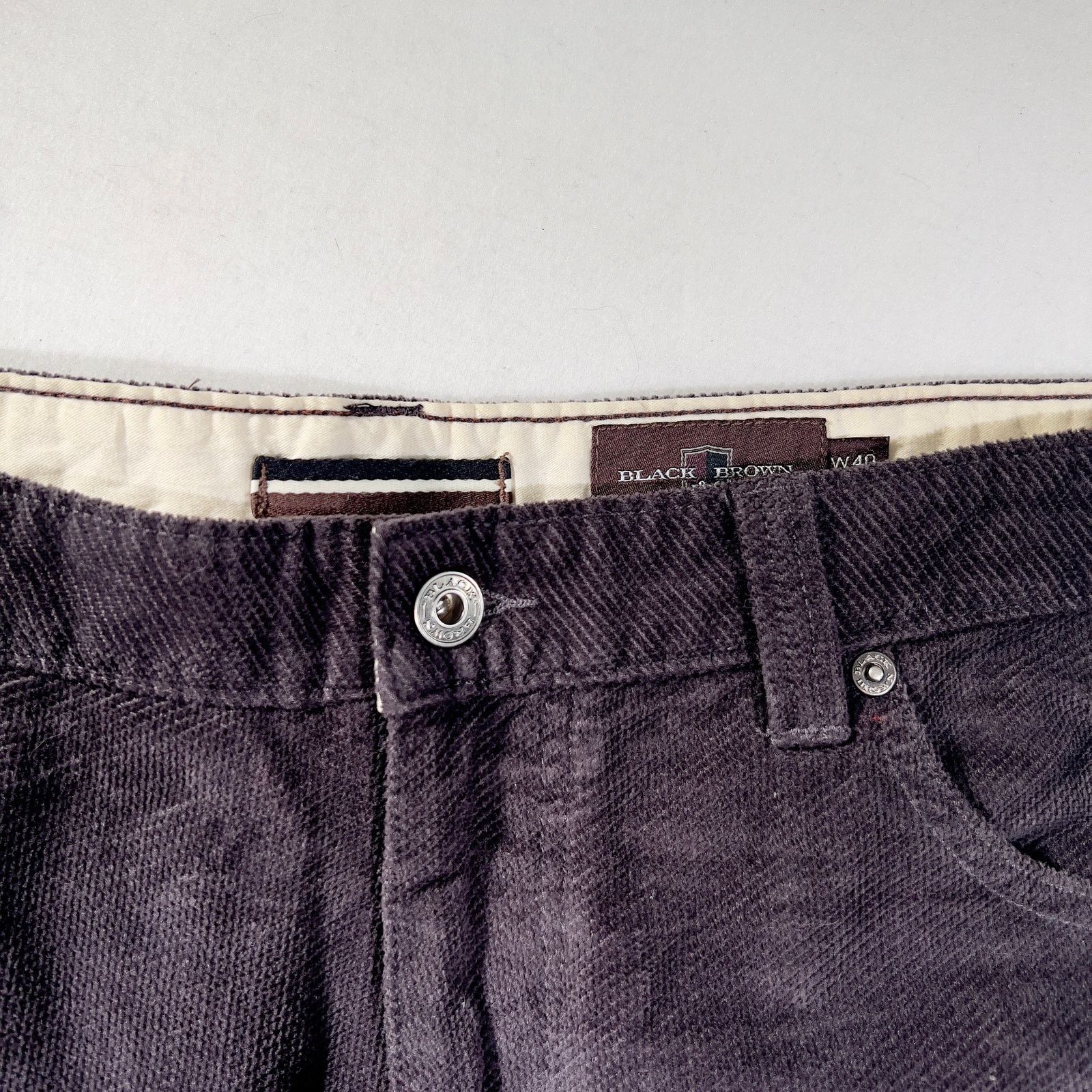 Black Brown 1826 Black Brown 1826 Waffeled Corduroy Men's 40W 30L CLASSIC FIT Size US 40 / EU 56 - 4 Thumbnail