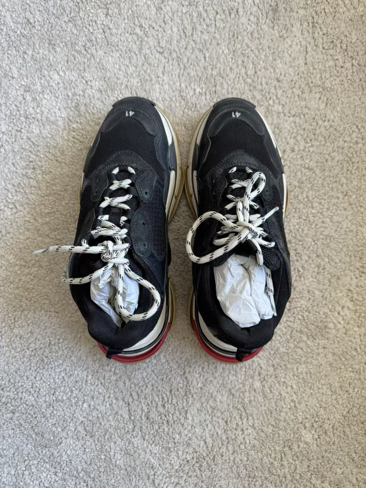 Balenciaga Balenciaga Triple S Sneaker Black Red 41 Size US 8 / EU 41 - 10 Thumbnail