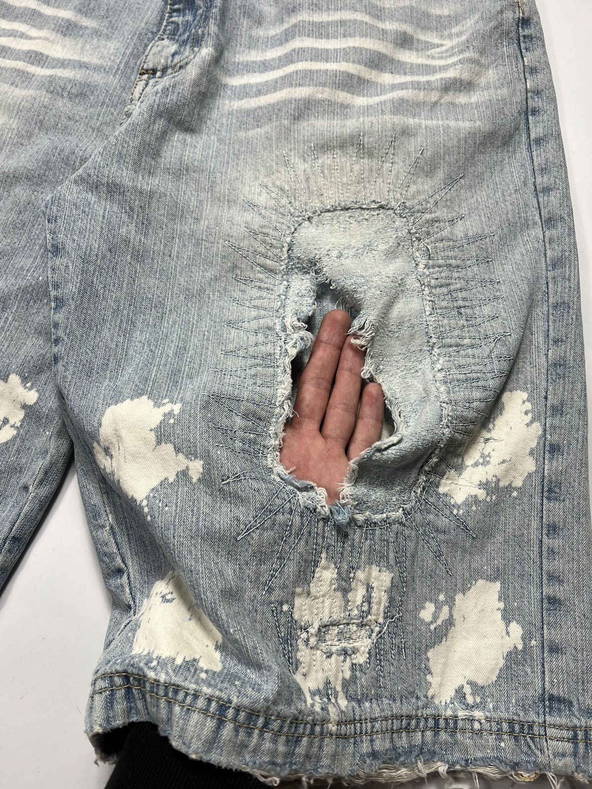 Vintage Vintage Noize Jeans Baggy Distressed Denim Shorts Size US 34 / EU 50 - 5 Thumbnail