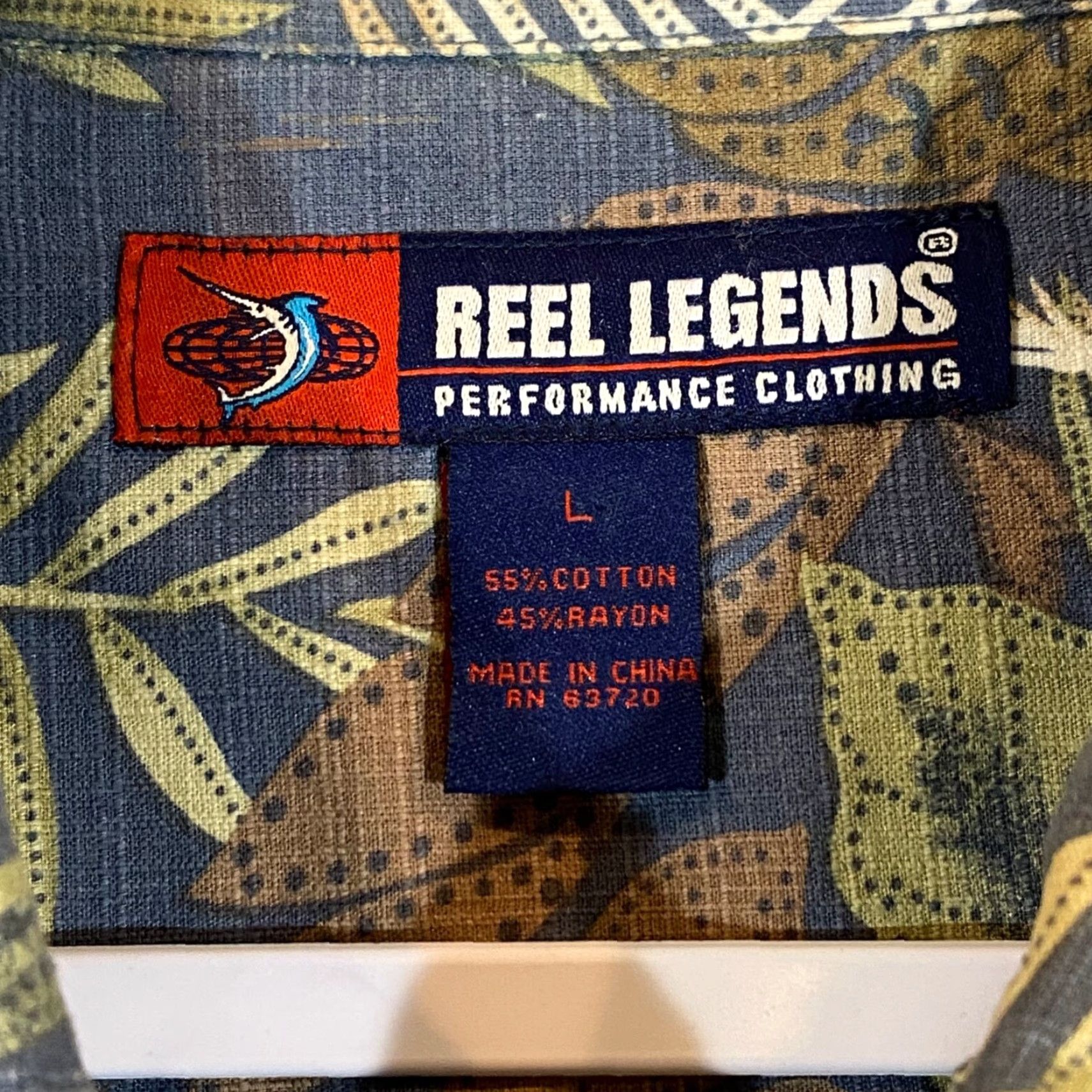 Vintage VINTAGE is not applicable; Reel Legends Shirt Mens Large Blue Floral Fish Button Up Outdoor S/S Performance Size US L / EU 52-54 / 3 - 2 Thumbnail