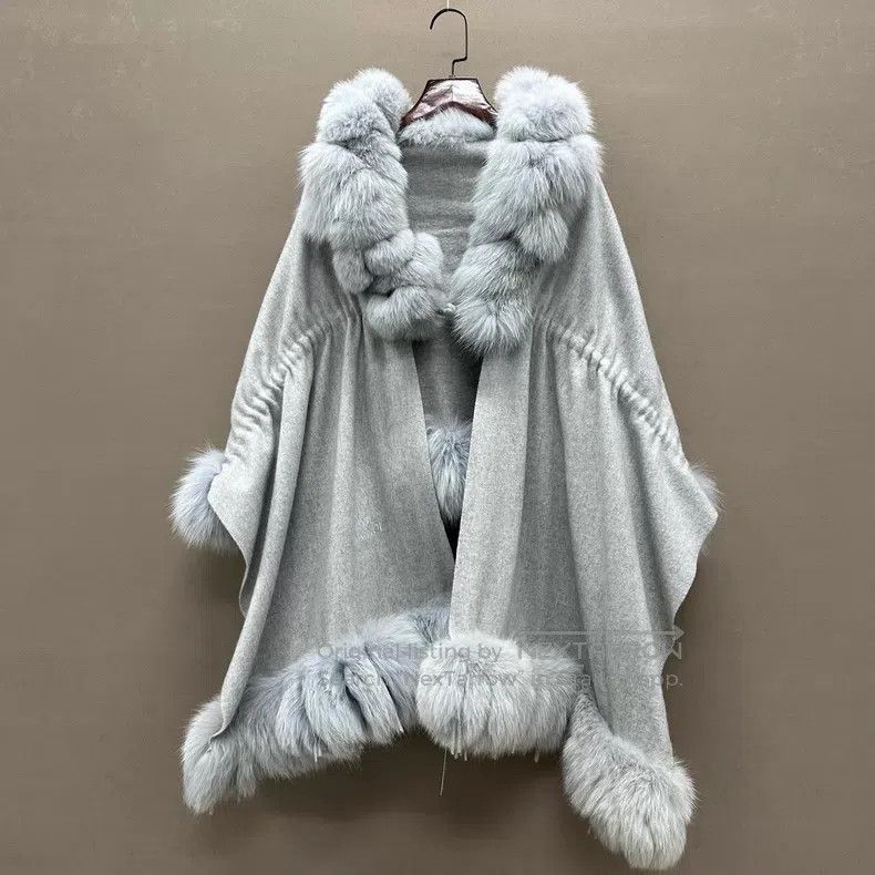 Fendi Fendi White Jade Cloak Jacket Size M / US 6-8 / IT 42-44 - 1 Thumbnail