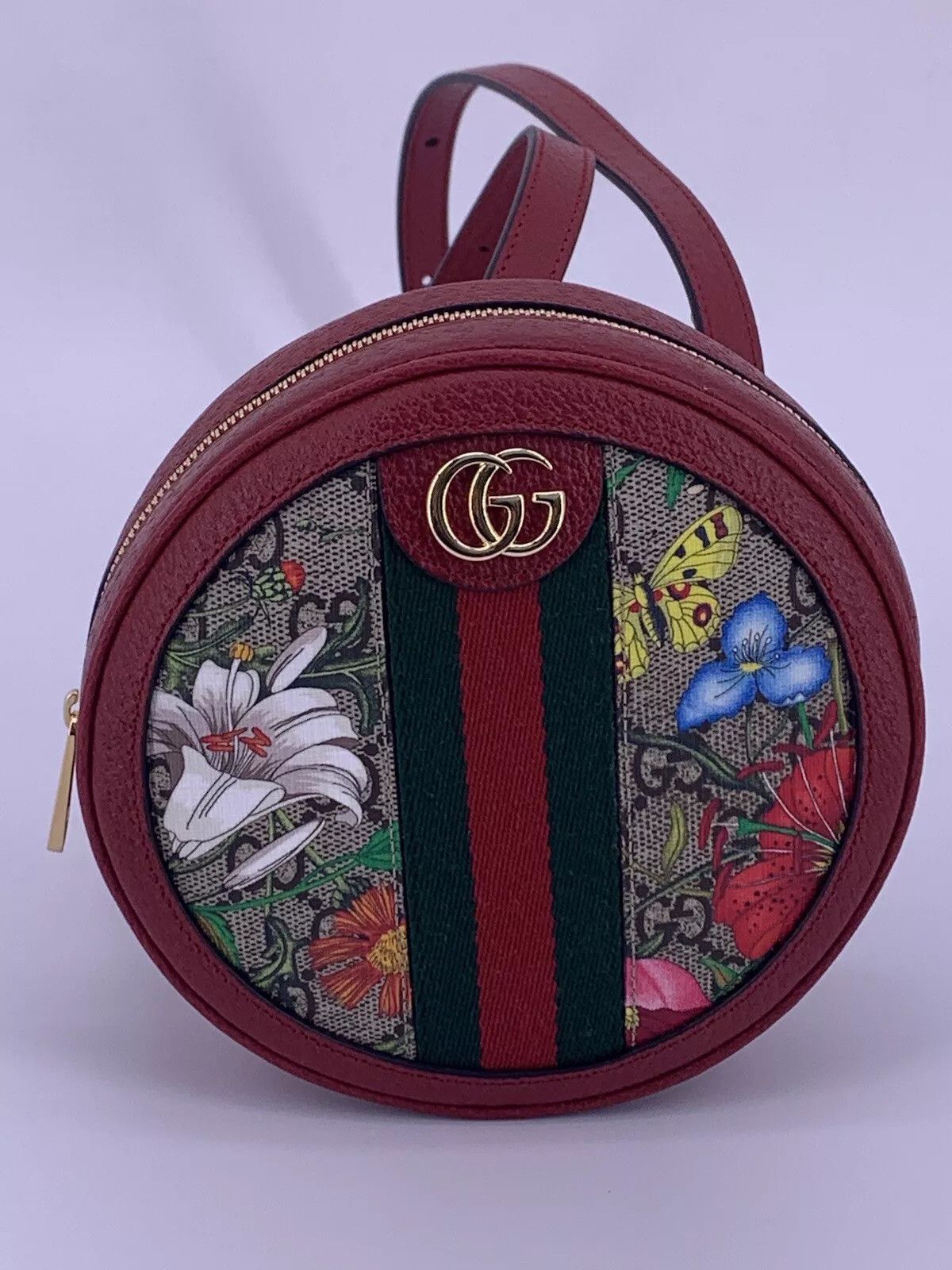 gucci floral mini backpack Kids Strawberry Fairy Top-Handle Bag - Neutrals Gucci Kids has featured a selection of whimsical prints from Fredrick Warne in its Love Parade collection Gucci Ophidia GG Supreme White