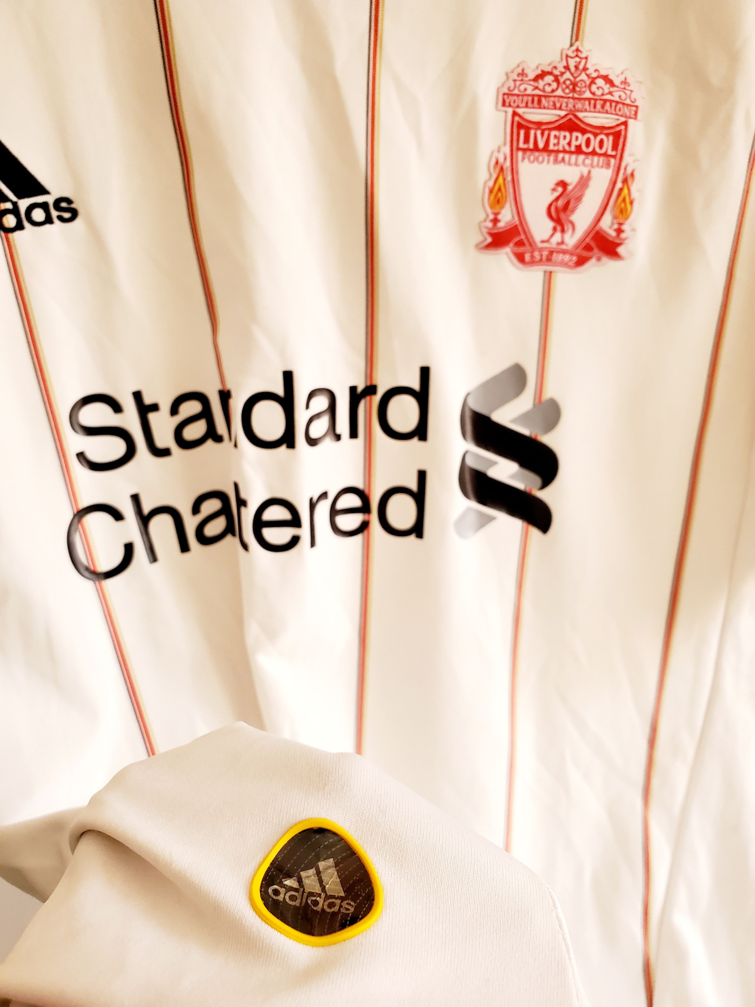 Adidas 2010-11 LIVERPOOL SHIRT SOCCER Jersey size L Size US L / EU 52-54 / 3 - 3 Thumbnail