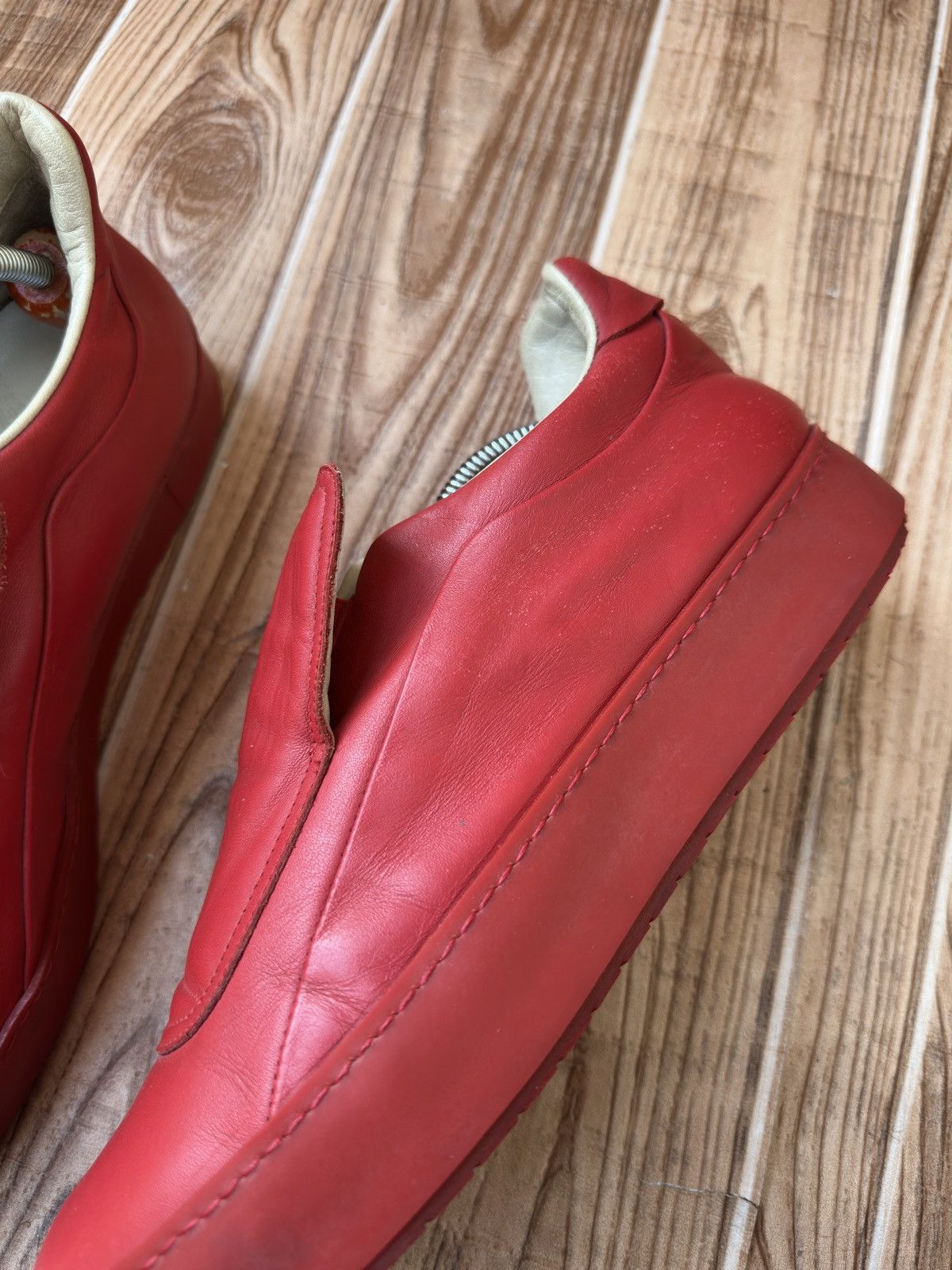 Maison Margiela Maison Martin Margiela Red Leather Sneakers Size US 9 / EU 42 - 7 Thumbnail