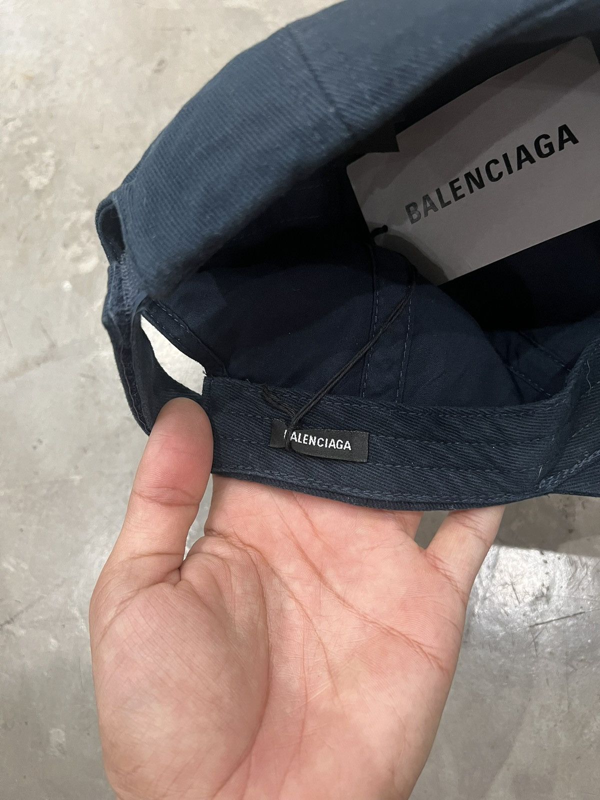 Balenciaga Balenciaga Crest Logo Cap Size ONE SIZE - 4 Thumbnail