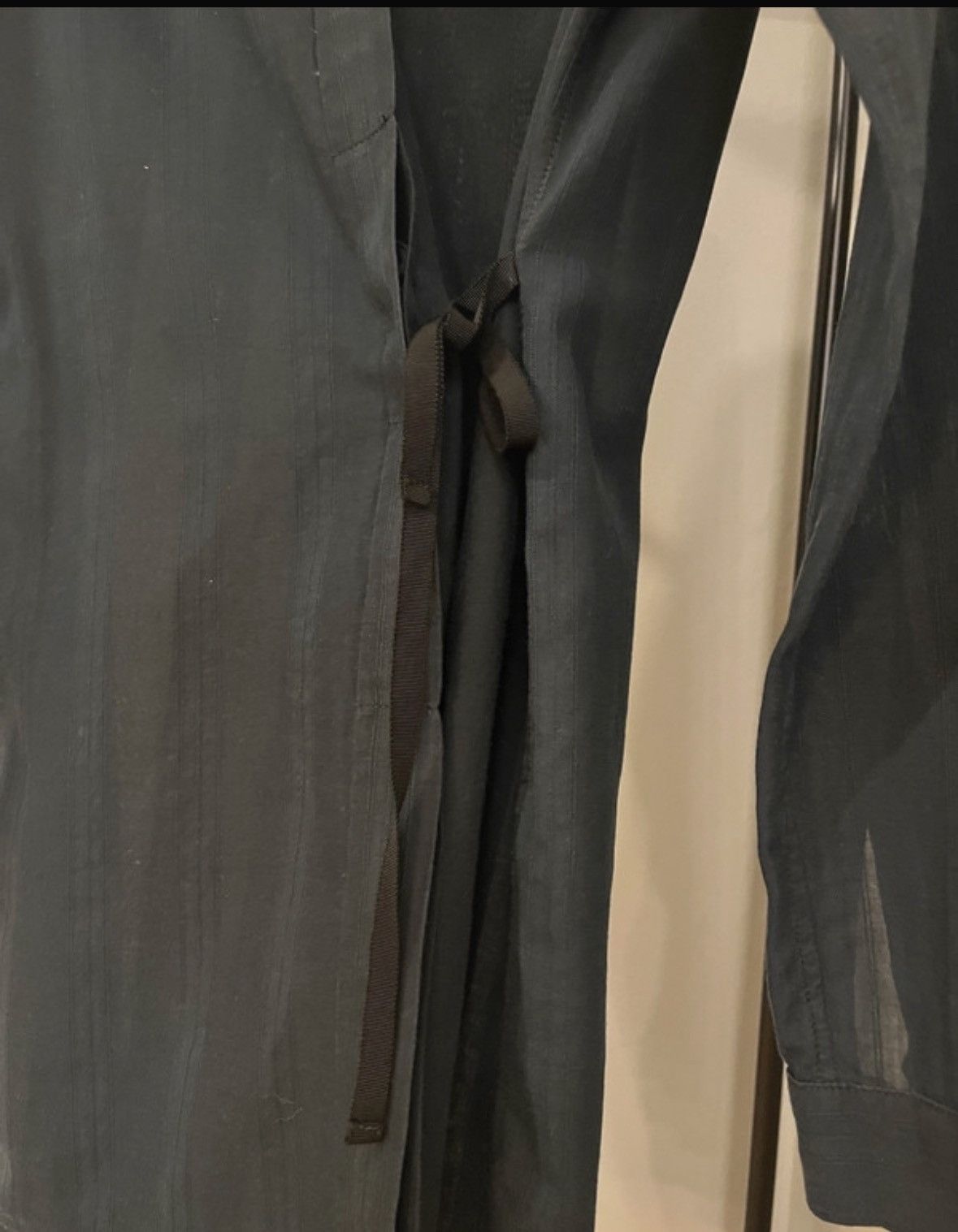 Ann Demeulemeester Black Ann Demeulemeester Asymmetrical Tie Longsleeve Shirt Size XS / US 0-2 / IT 36-38 - 9 Thumbnail