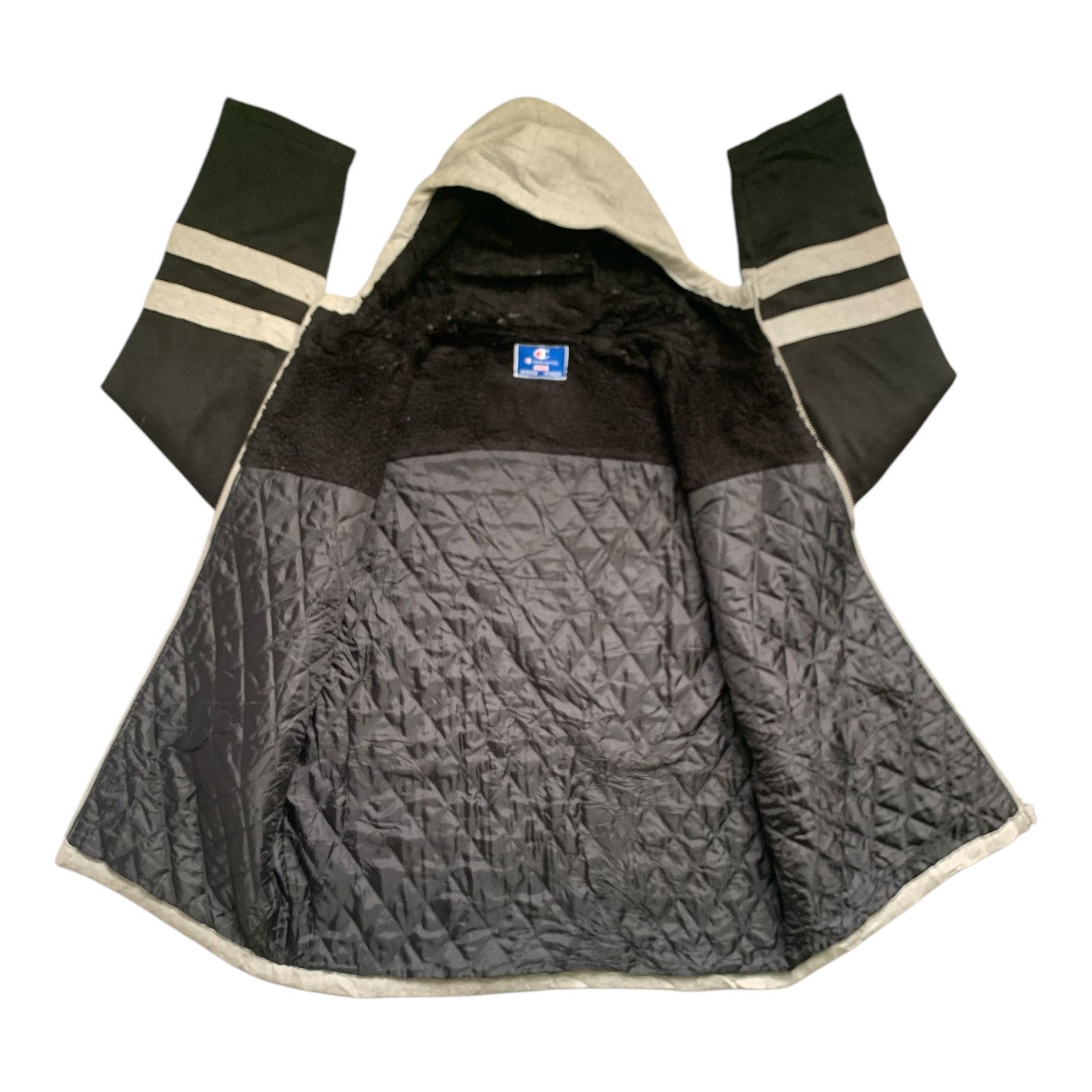 Champion × Vintage Rare Design Vintage Champion Products Big Logo Sweater Size US L / EU 52-54 / 3 - 3 Thumbnail