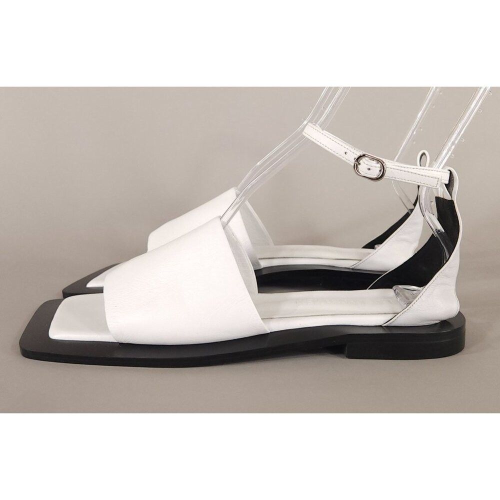 Other Flat Apartment Chain Strap Sandals Size 38 8 Women's White Size US 8 / IT 38 - 3 Thumbnail