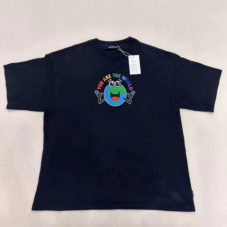 Balenciaga Balenciaga Earth short-sleeved shirt Size US S / EU 44-46 / 1 - 1 Thumbnail