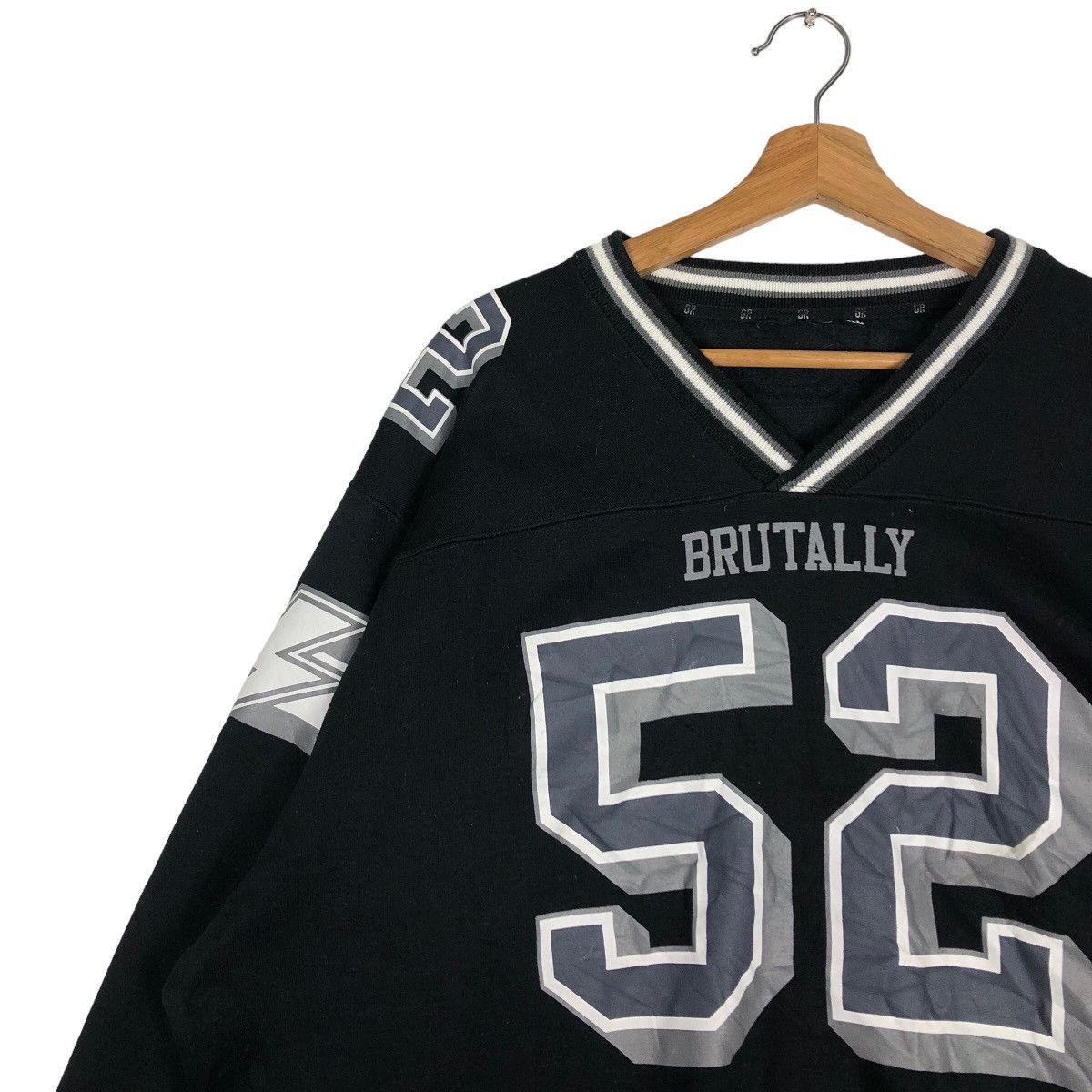 Japanese Brand 🔥Very Rare Sweatshirt Gorilla Big Logo Spell Out Skategang Size US XL / EU 56 / 4 - 7 Thumbnail