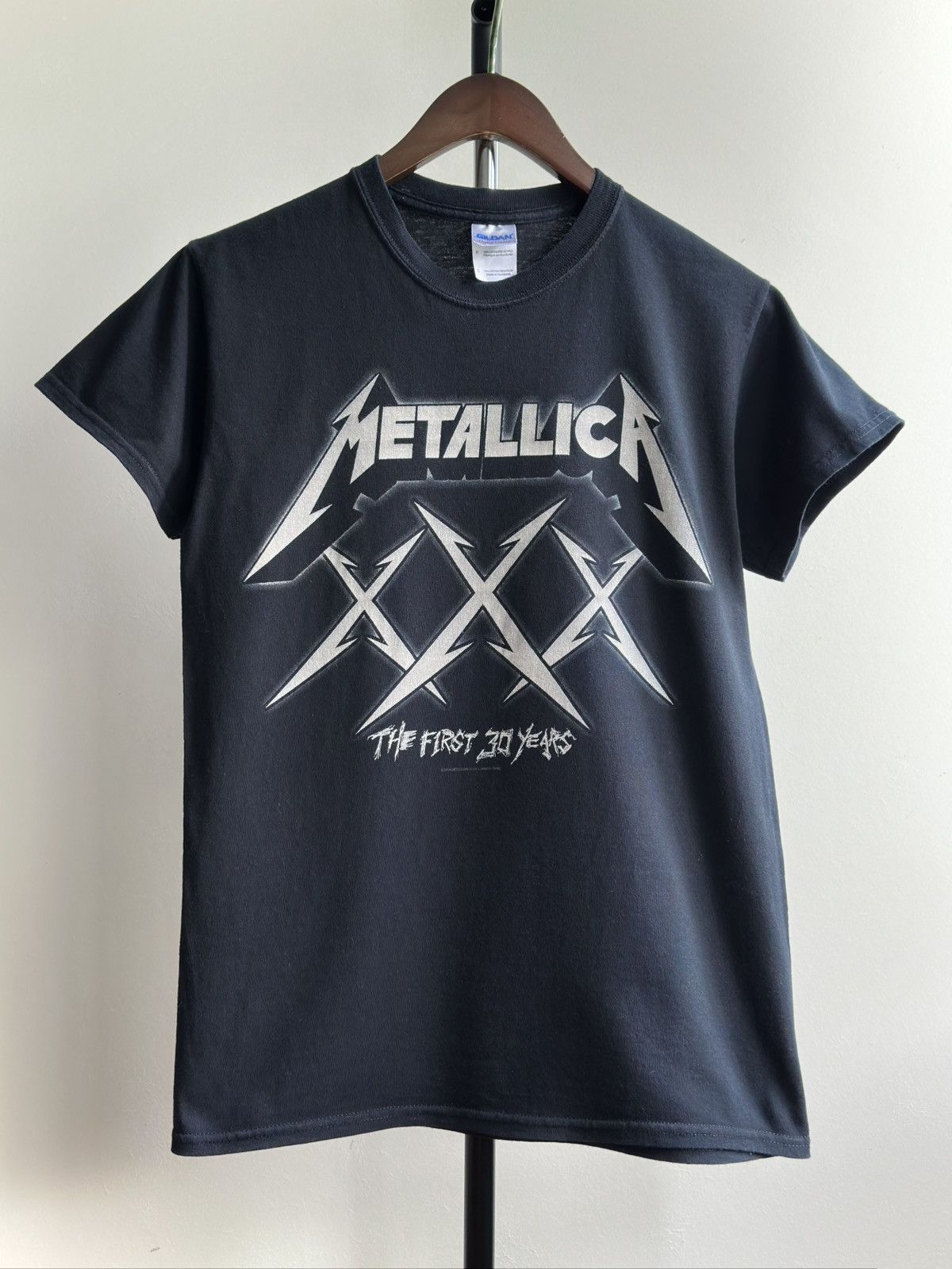 Band Tees × Metallica × Vintage VINTAGE Y2K METALLICA THE FIRST 30 YEARS BAND TEE Size US S / EU 44-46 / 1 - 1 Thumbnail