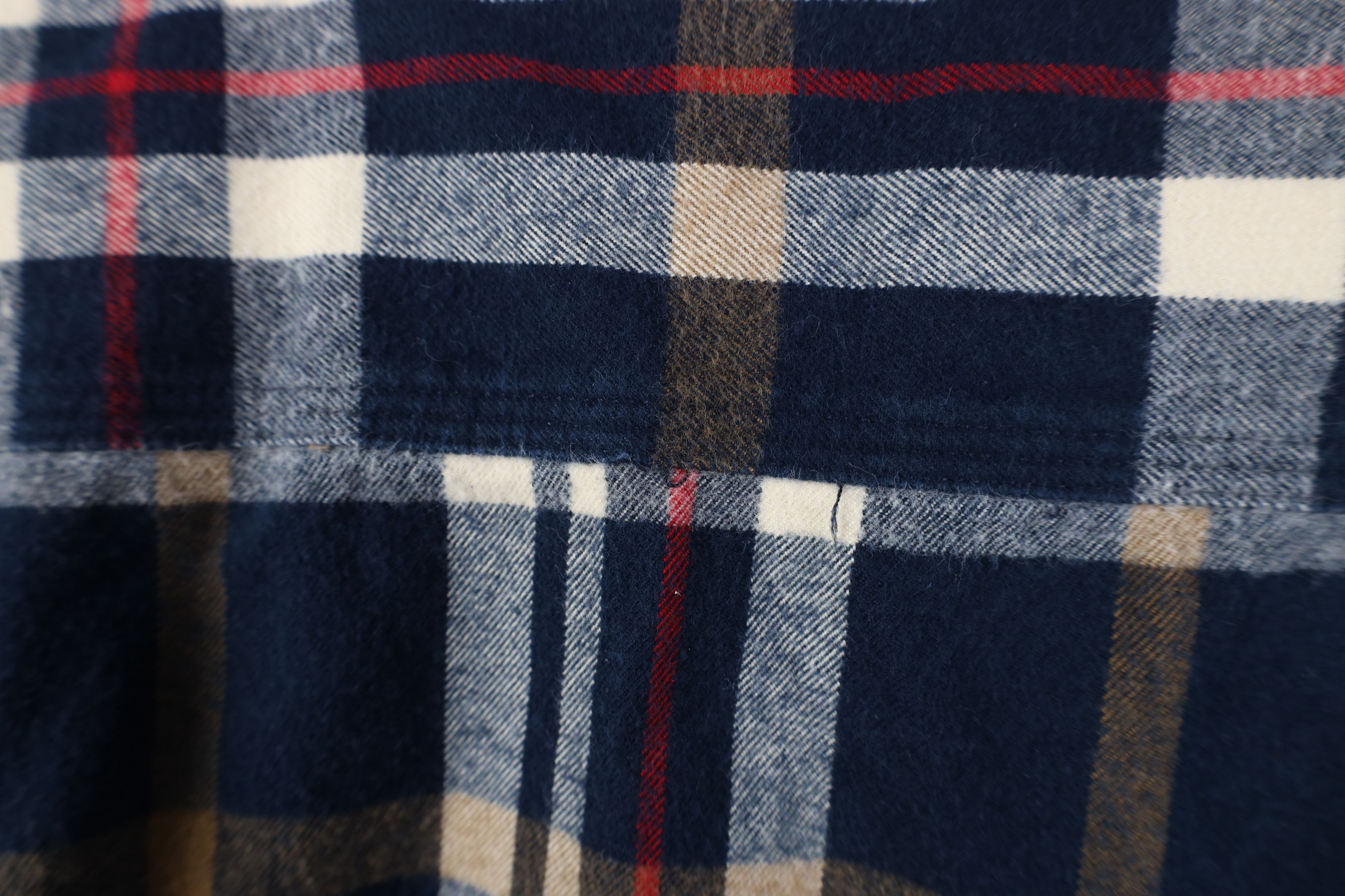 Carhartt Vintage Y2K Carhartt Flannel Collared Button Shirt Size US XL / EU 56 / 4 - 10 Thumbnail