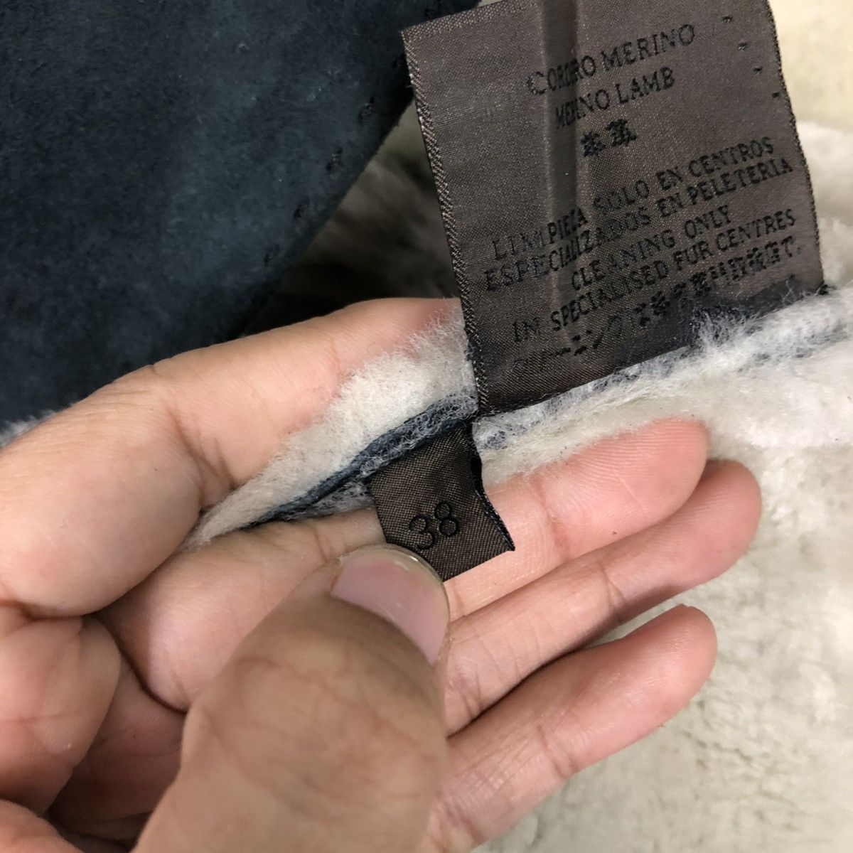 Loewe 🔥VINTAGE LONG LEATHER JACKET LOEWE BLANKET FUR LINING Size XS / US 0-2 / IT 36-38 - 25 Thumbnail