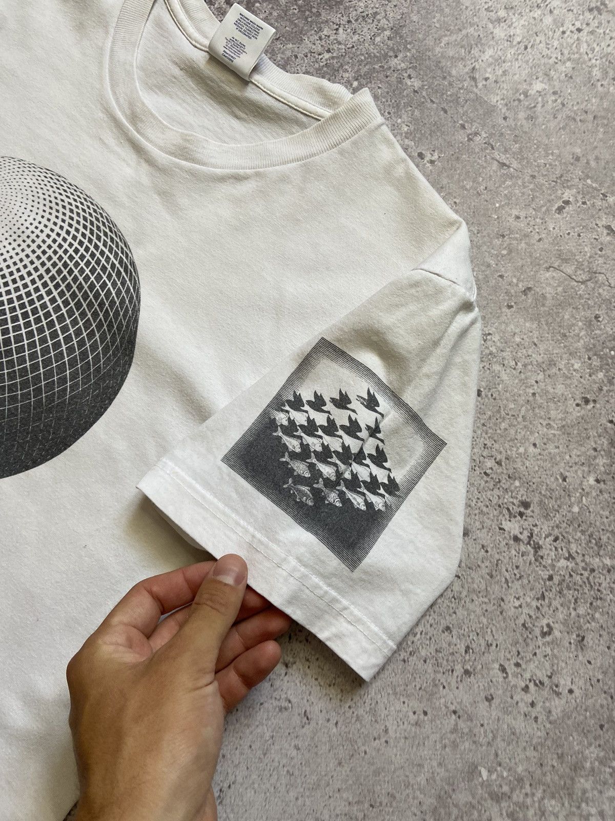 Other SS17 Supreme MC Escher Three Spheres Tee in White Size US M / EU 48-50 / 2 - 3 Thumbnail