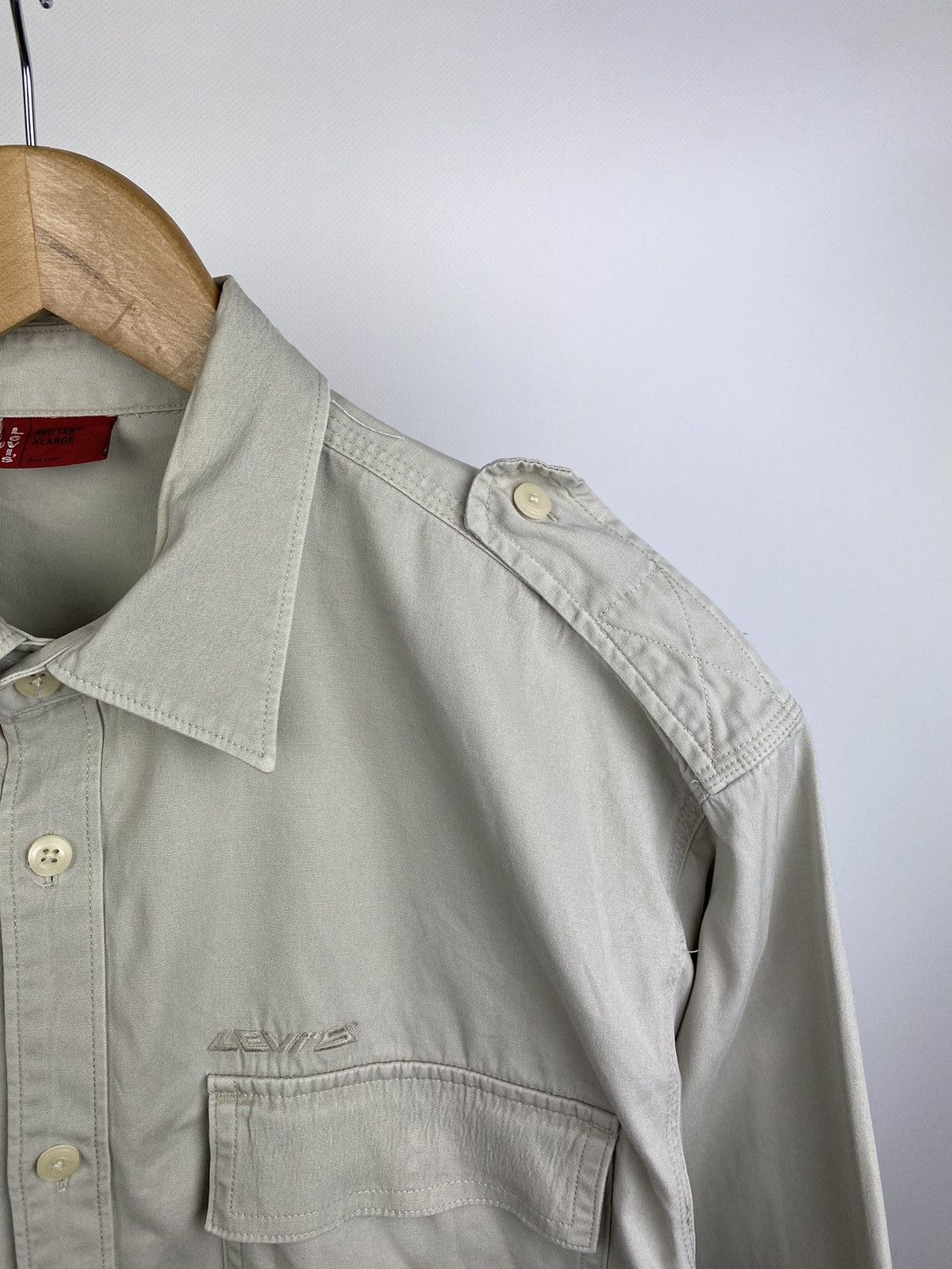 Levi's × Vintage Levis Red Tab vintage men’s military shirt overshirt Size US XL / EU 56 / 4 - 13 Thumbnail