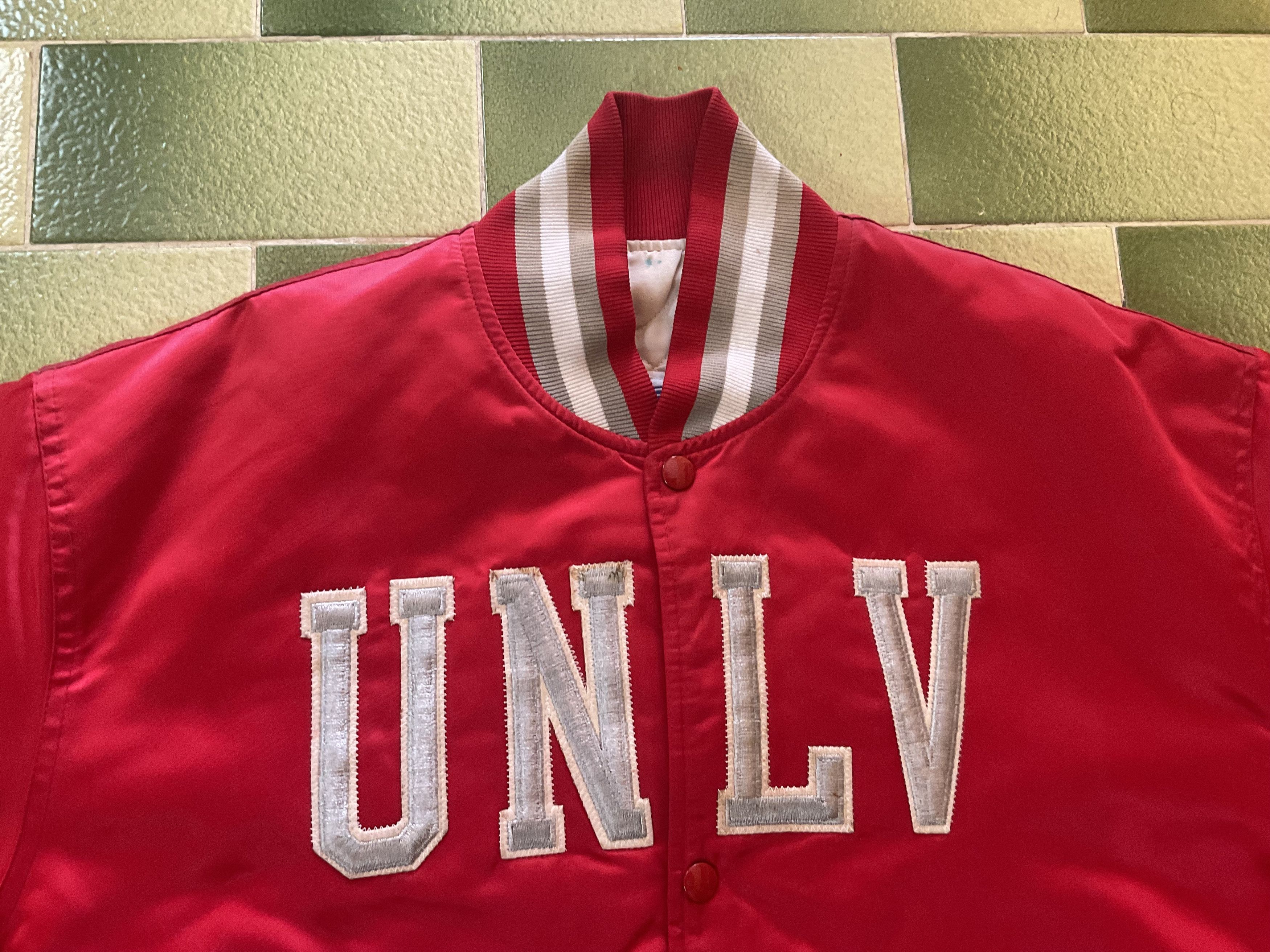 Starter Vintage 90s University Las Vegas UNLV Rebels Bomber Jacket Size US XL / EU 56 / 4 - 4 Thumbnail
