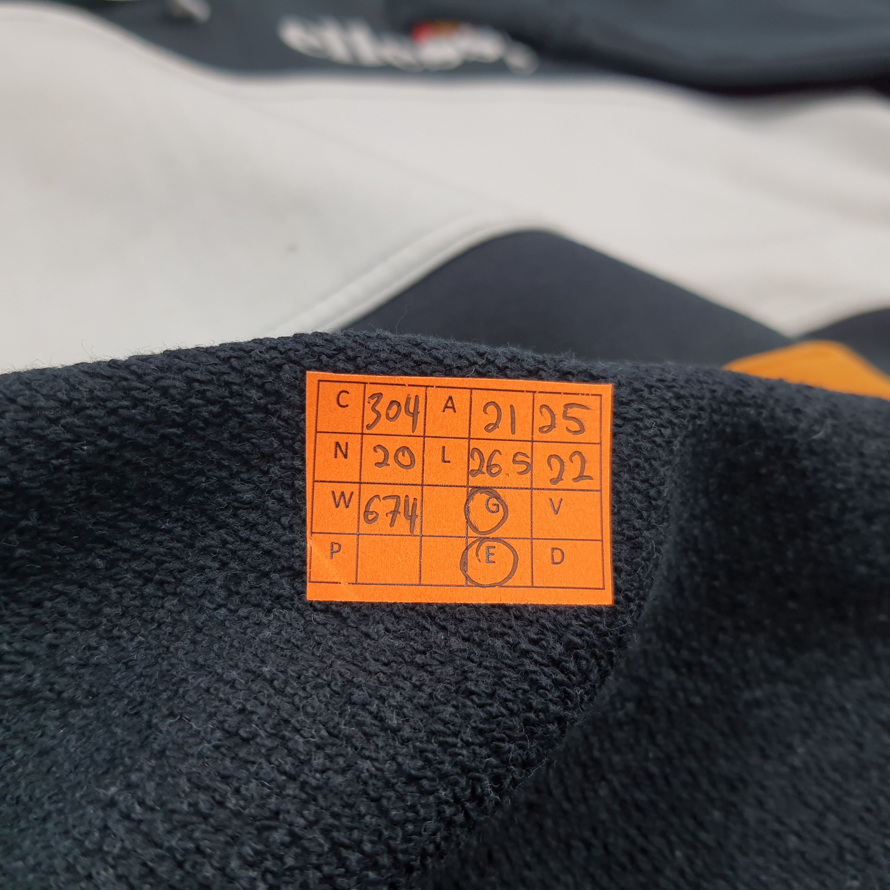 Ellesse Vintage Ellesse Hoodie Sweatshirt C304N20 Size US M / EU 48-50 / 2 - 10 Thumbnail