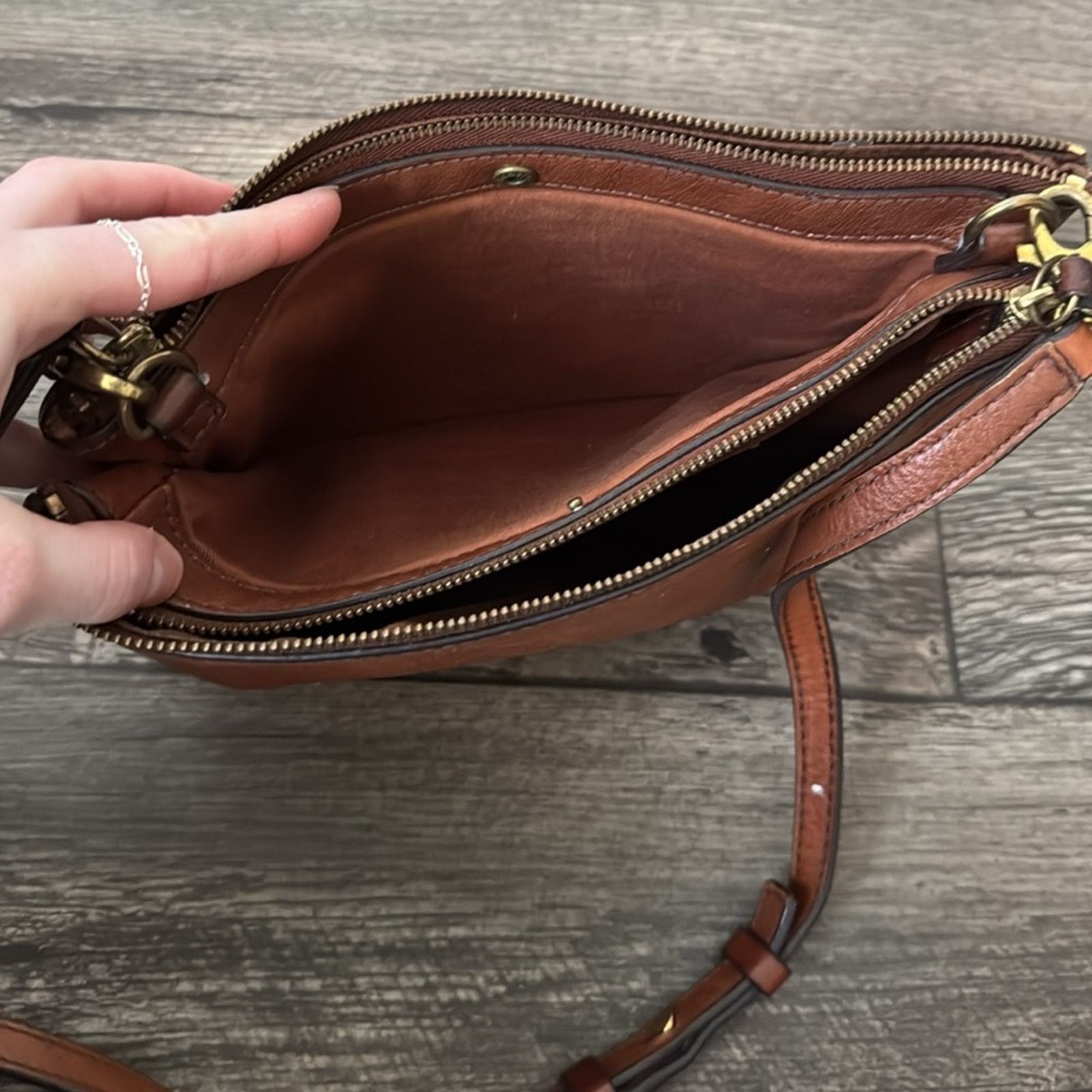 Fossil Fossil Devon Brown Leather Crossbody Bag Size ONE SIZE - 7 Thumbnail