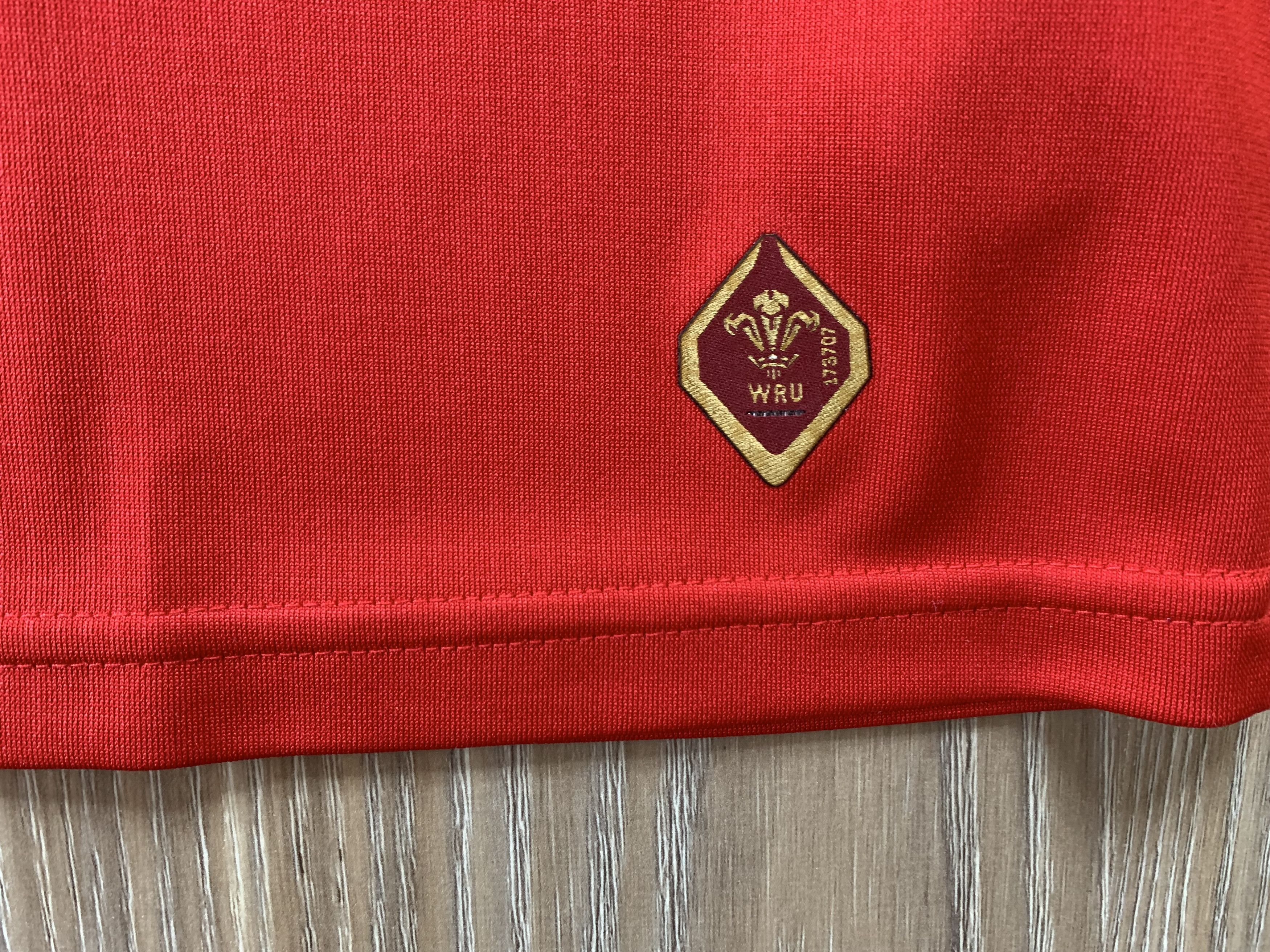 Under Armour × Vintage Under Armour Wales Rugby Union Home Jersey Size US M / EU 48-50 / 2 - 6 Thumbnail