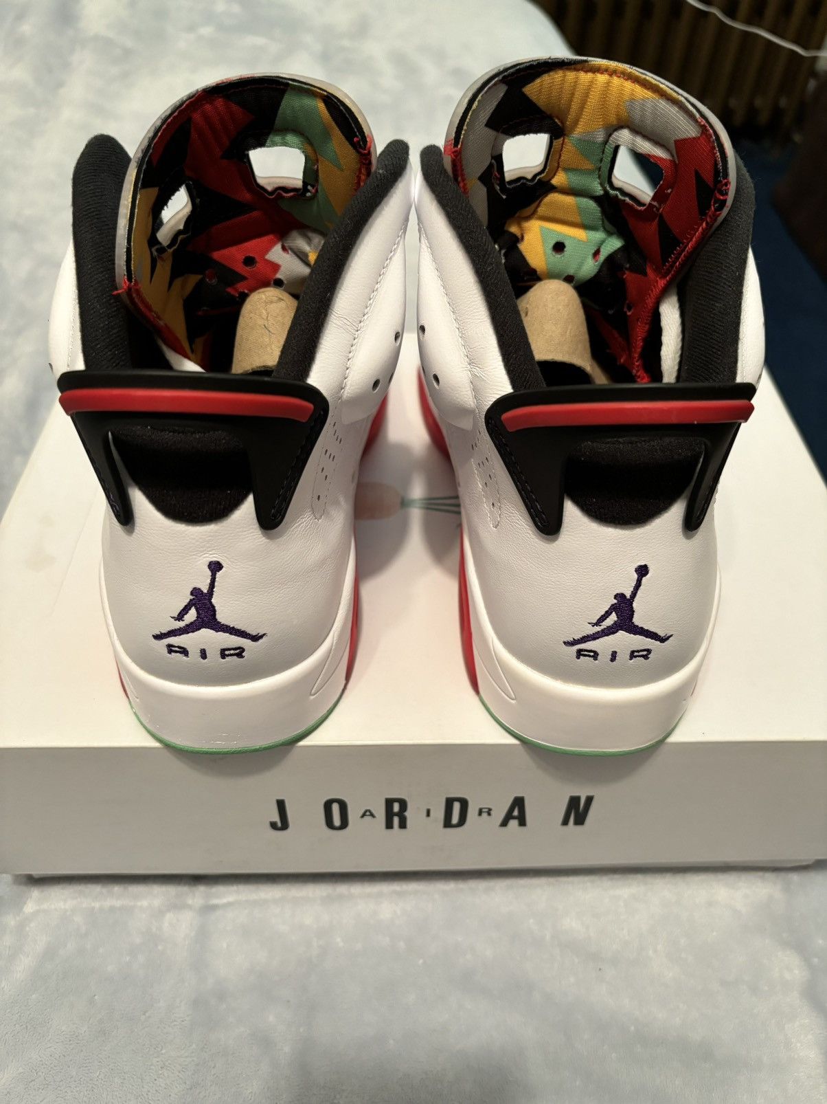 Jordan Brand Air Jordan 6 Retro Hare 2020 Size 9.5 Size US 9.5 / EU 42-43 - 5 Thumbnail