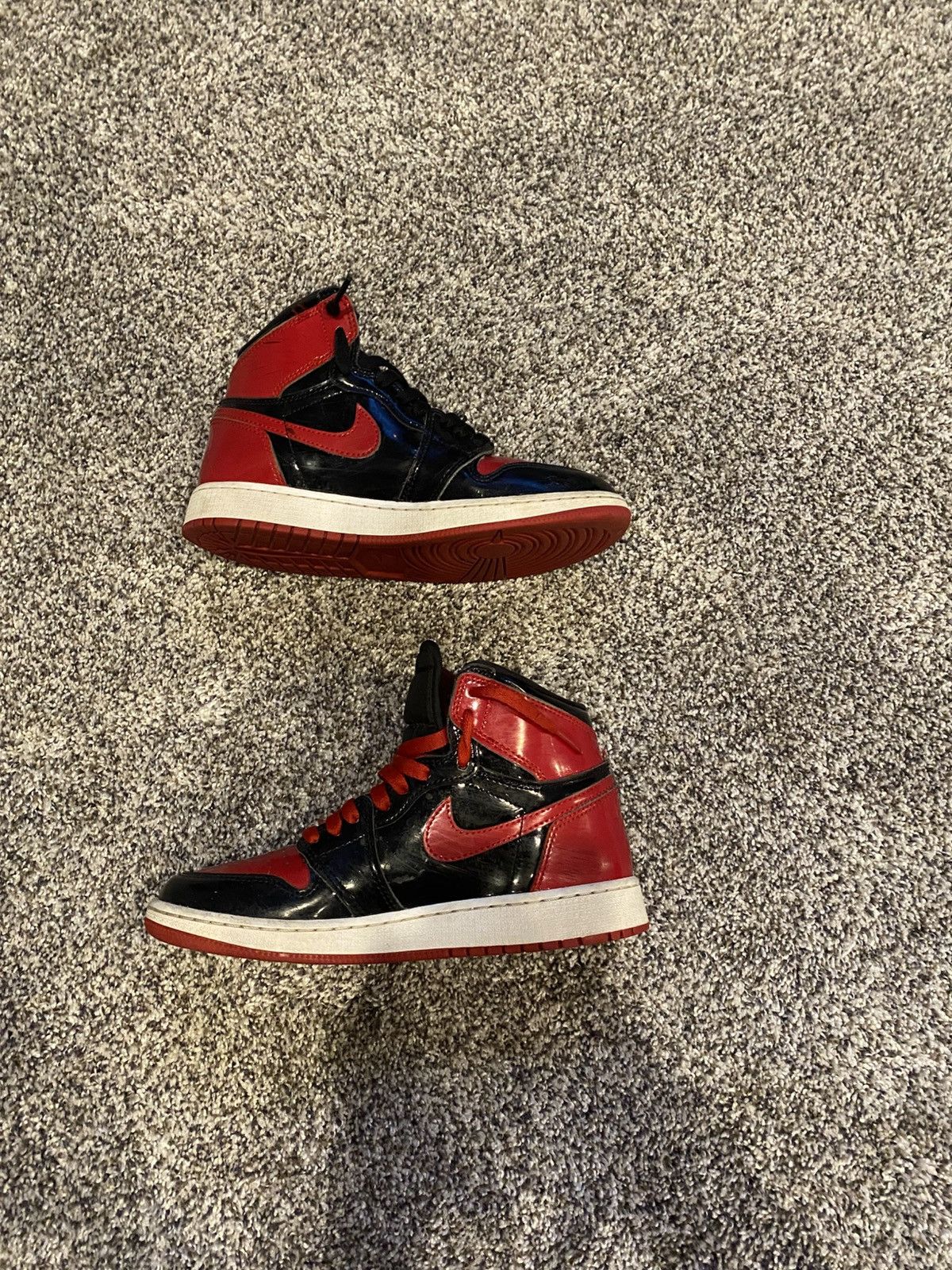 Jordan Brand Jordan 1 Patent Bred Size US 5.5 / EU 38 - 2 Thumbnail