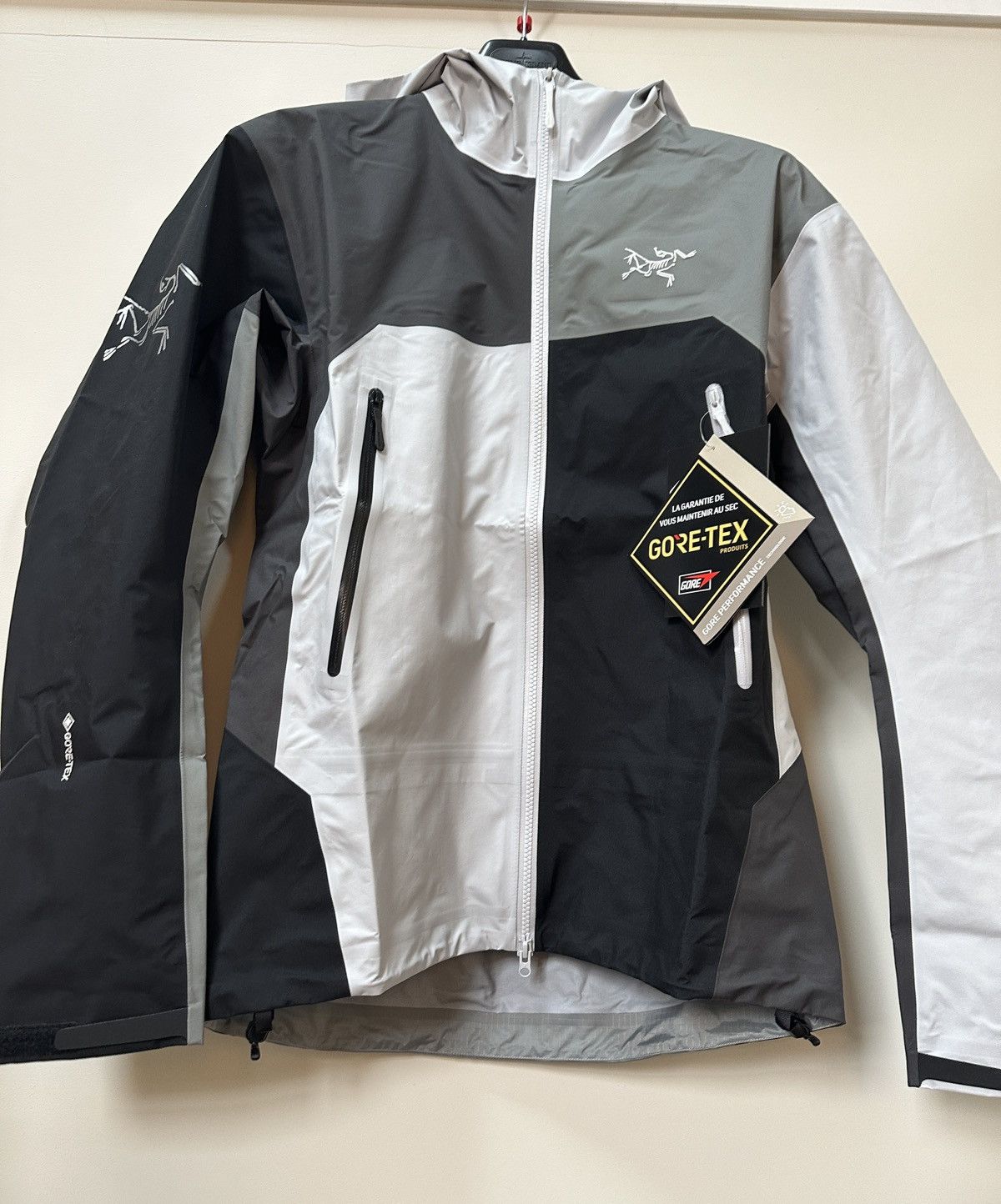 Arc'Teryx × Beams Plus Arcteryx Beams Beta Jacket Men’s 2023 Tranquil ...