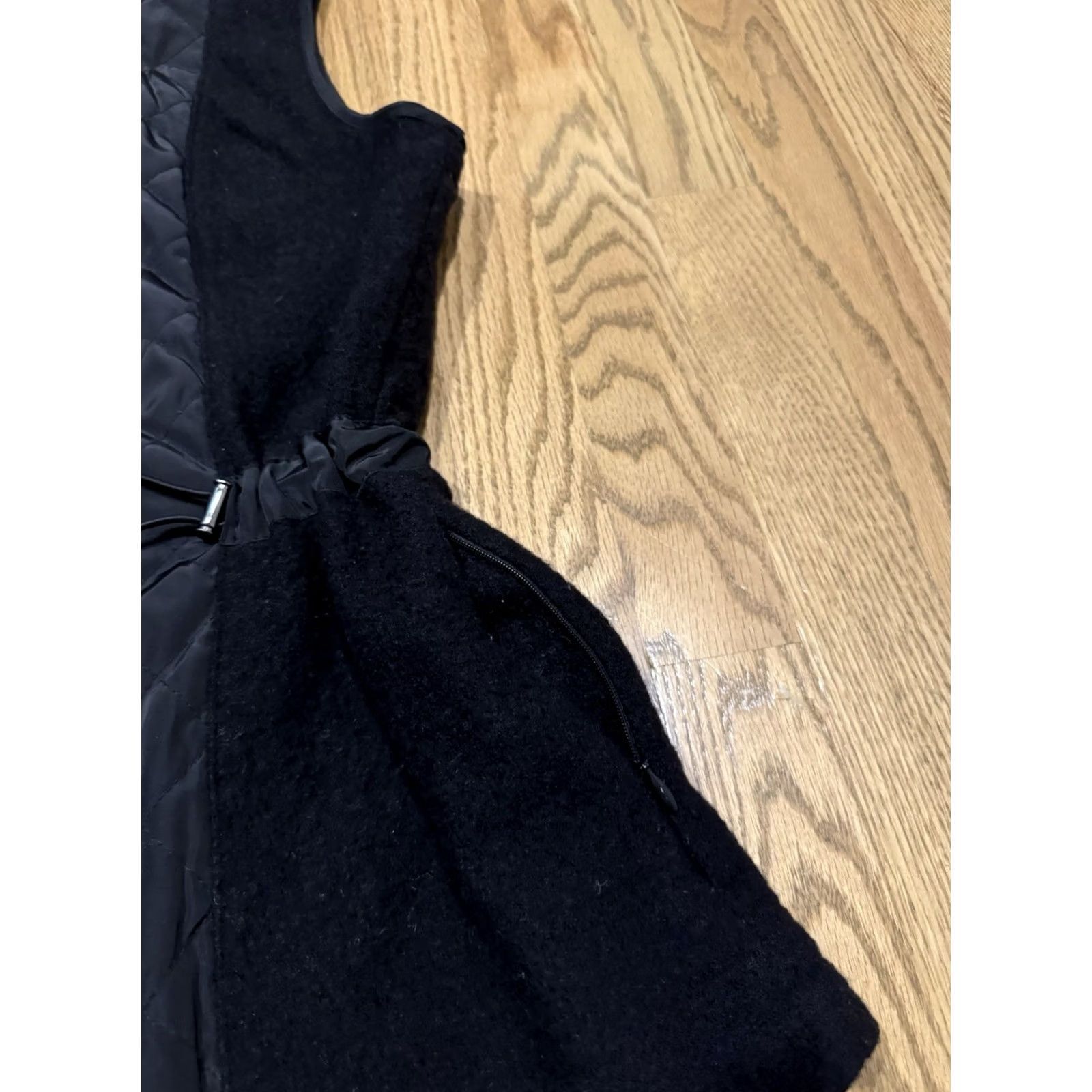 Vintage VINTAGE Icelandic Design Vest Women's Size S Black Wool Zip Up Pockets Designer Vest Women’s Small Black Wool Pockets Size S / US 4 / IT 40 - 6 Thumbnail