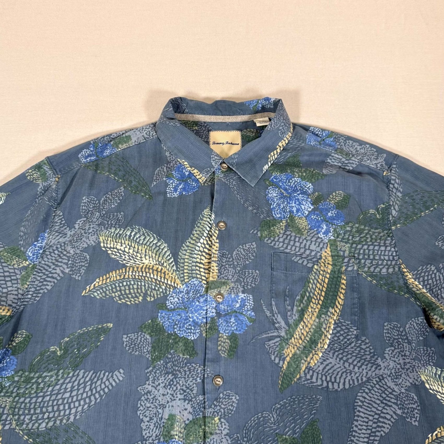 Tommy Bahama Tommy Bahama Shirt Mens XL Blue Floral Hawaiian Silk Button Up Ocean Beach Shirt Size US XL / EU 56 / 4 - 2 Thumbnail