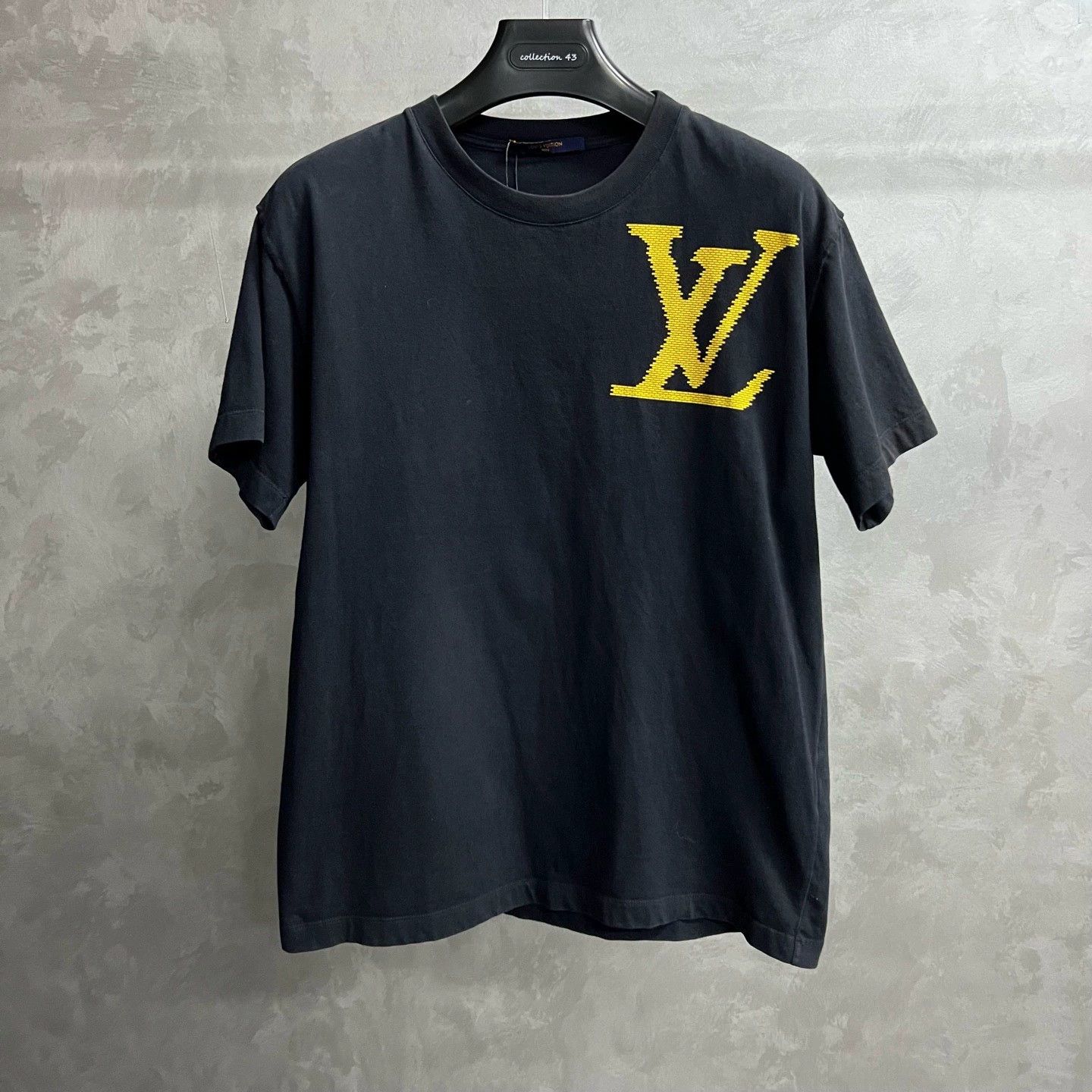 Louis Vuitton louis vuitton black graphic short sleeve t-shirt Size US M / EU 48-50 / 2 - 1 Thumbnail